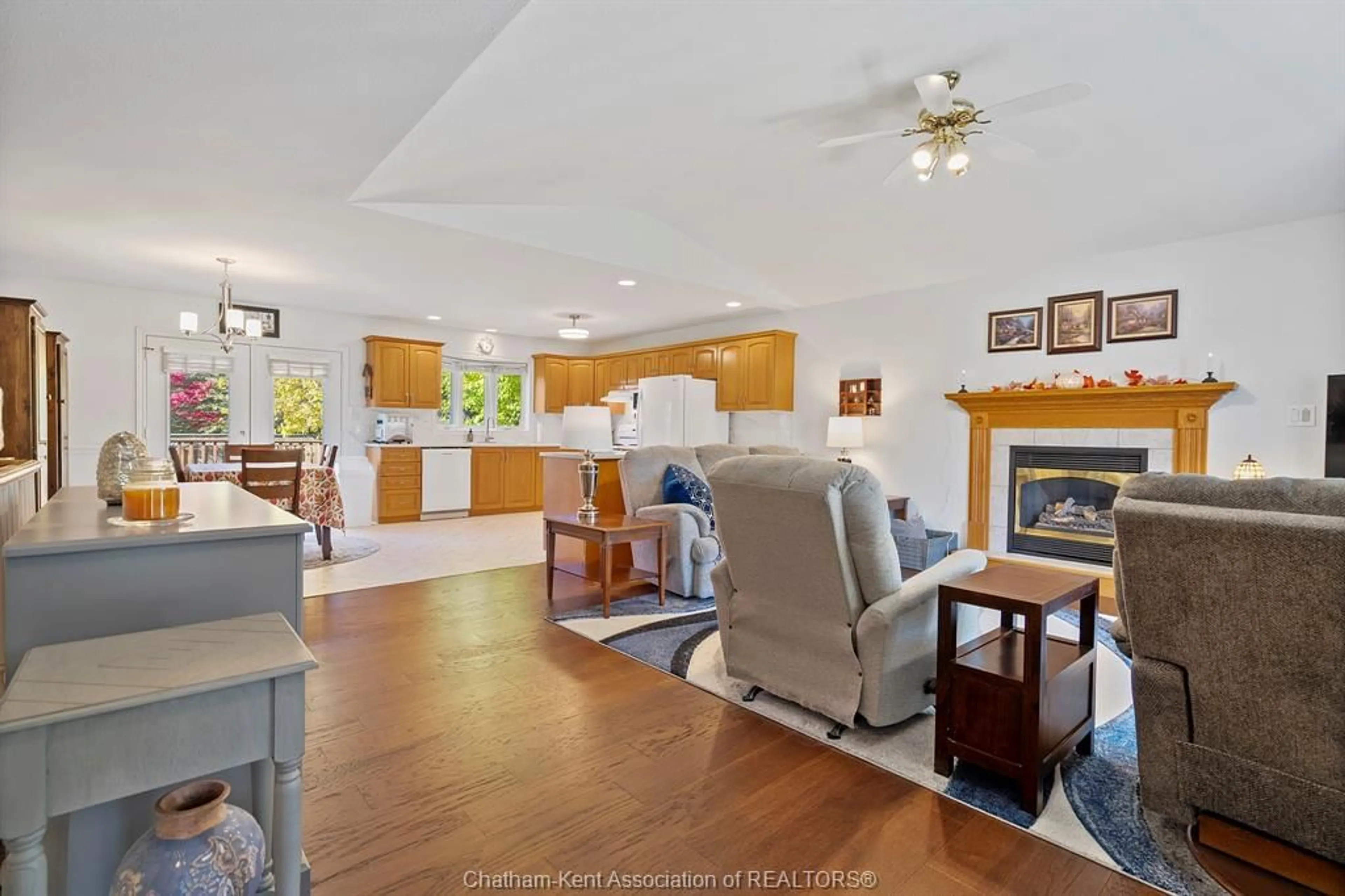 Unknown for 135 Garden Path, Chatham Ontario N7L 5M3