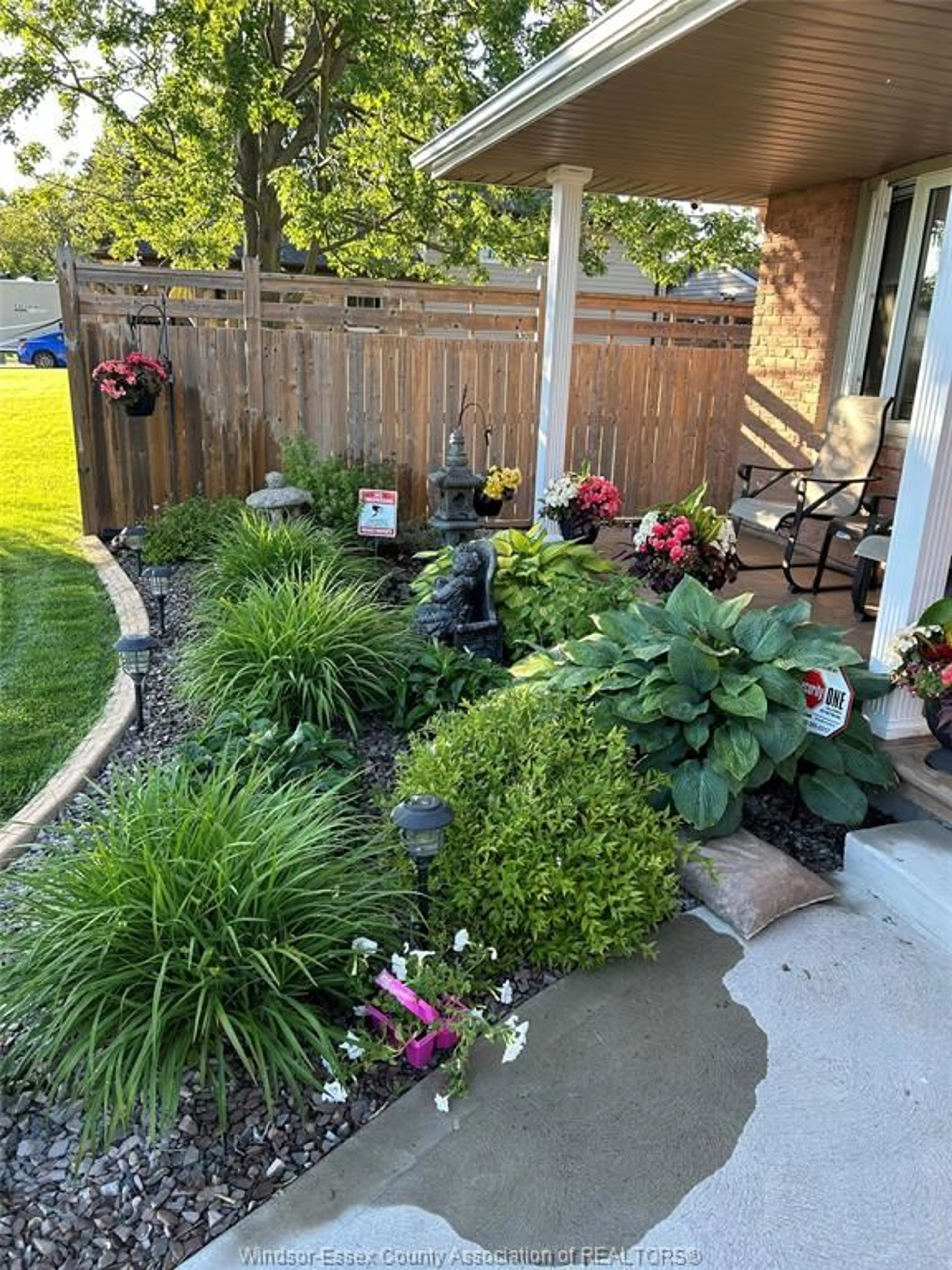 Patio, street for 13 SOUTH TALBOT Rd, Essex Ontario N8M 1L8