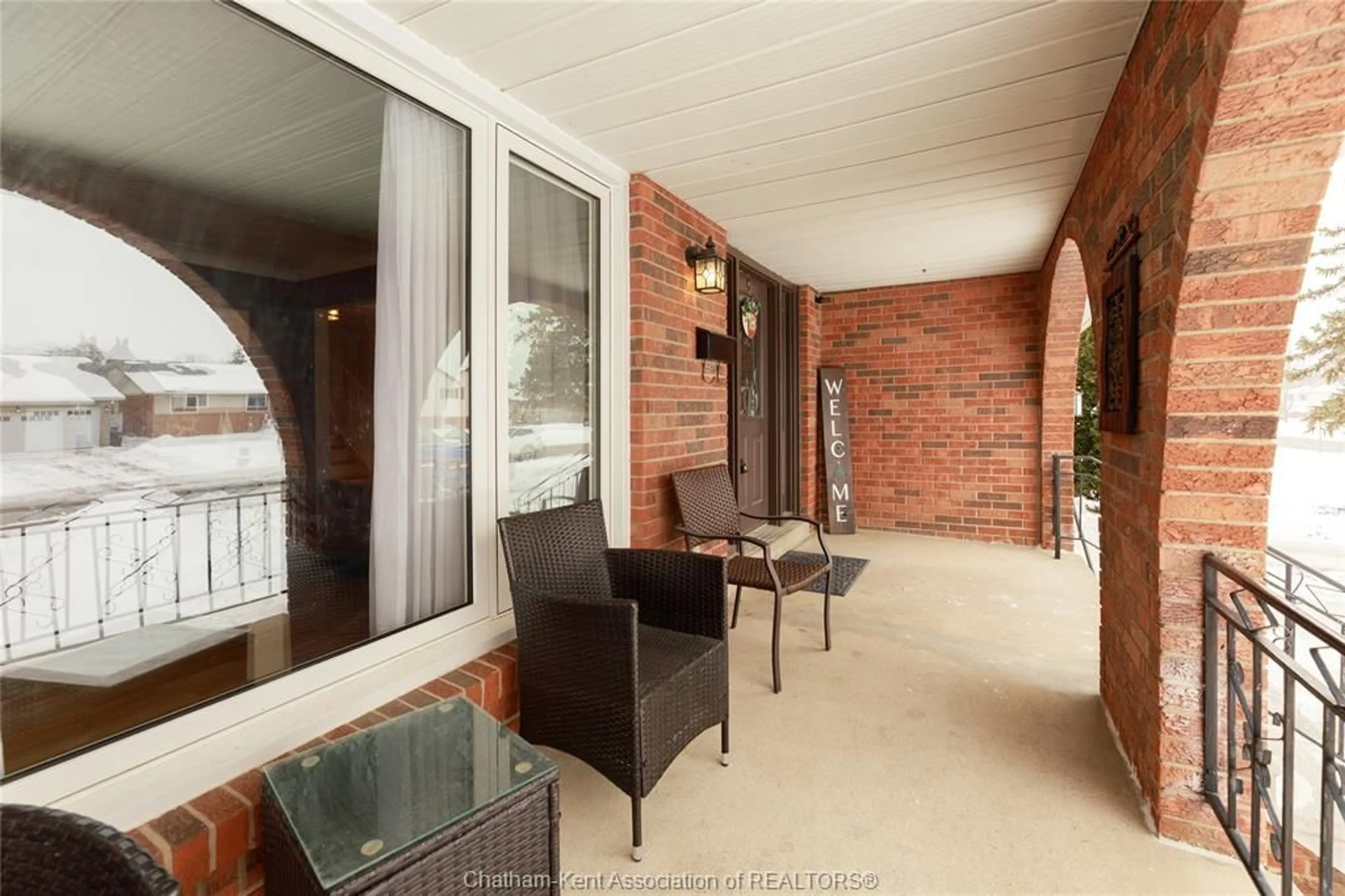 Patio, street for 168 Pacific Ave, Amherstburg Ontario N9V 3E2