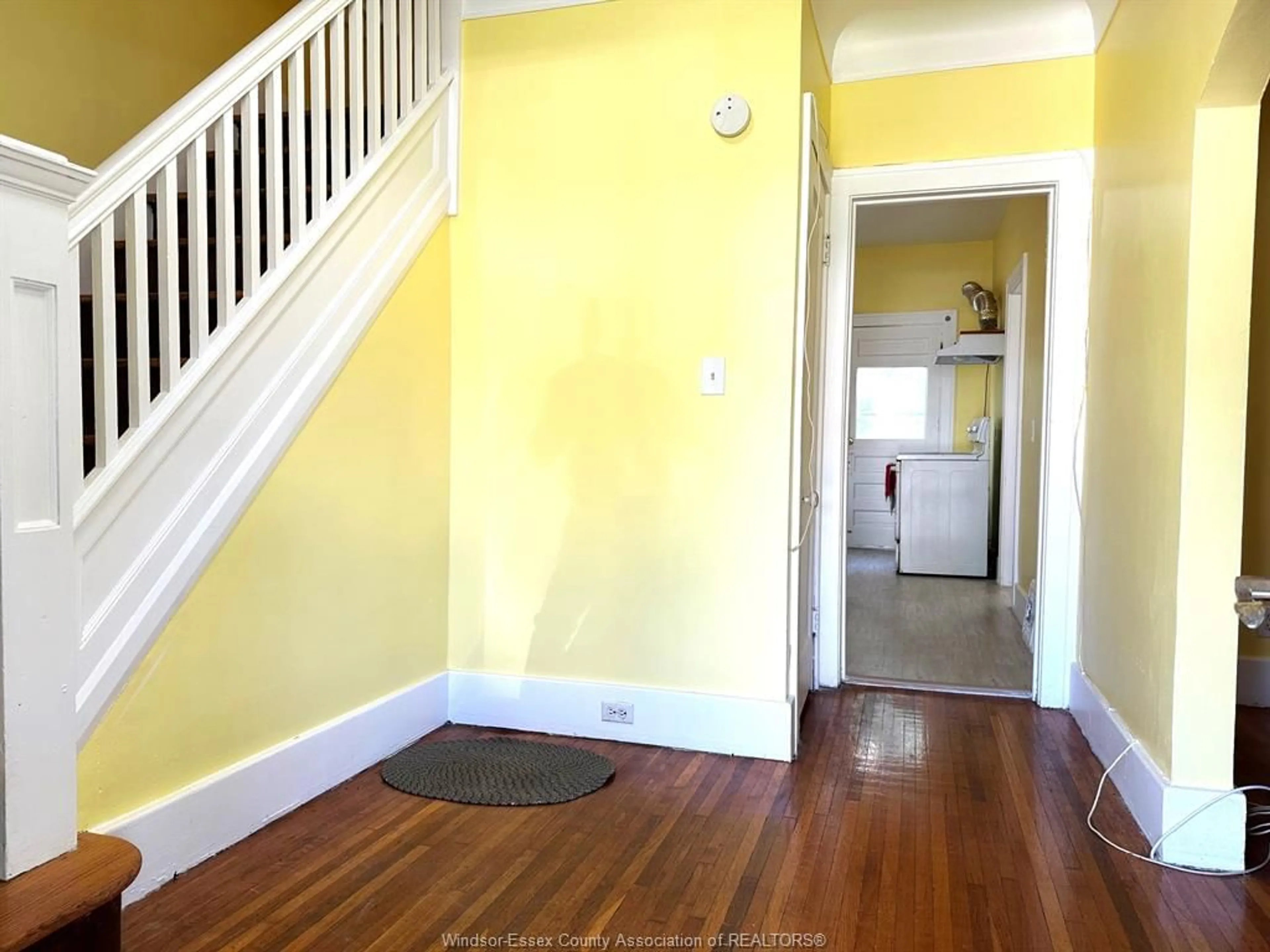 Unknown for 726 PARTINGTON, Windsor Ontario N9B 2N7