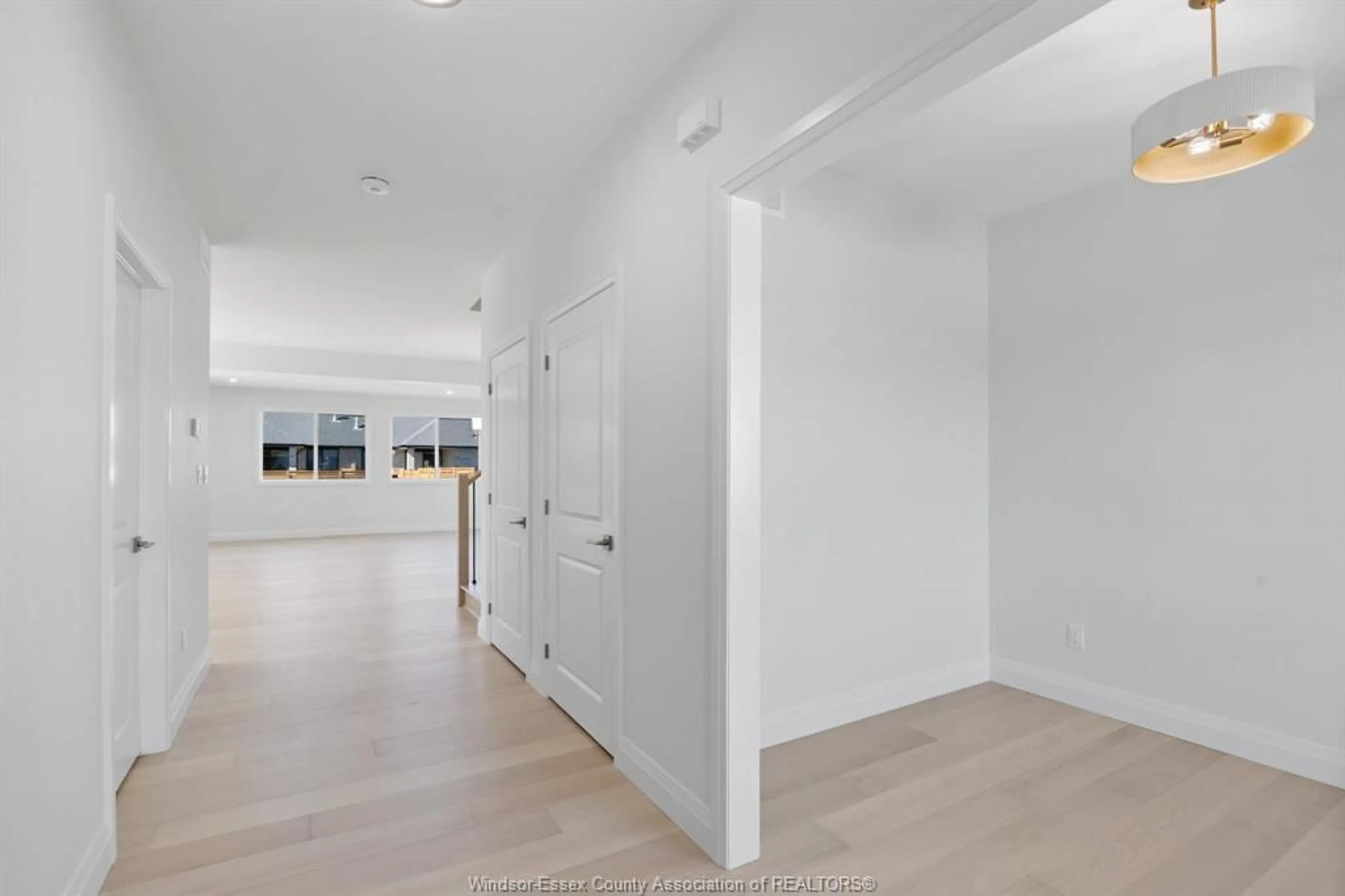 Unknown for 107 ERIE ISLE Crt, Amherstburg Ontario N9V 0H1