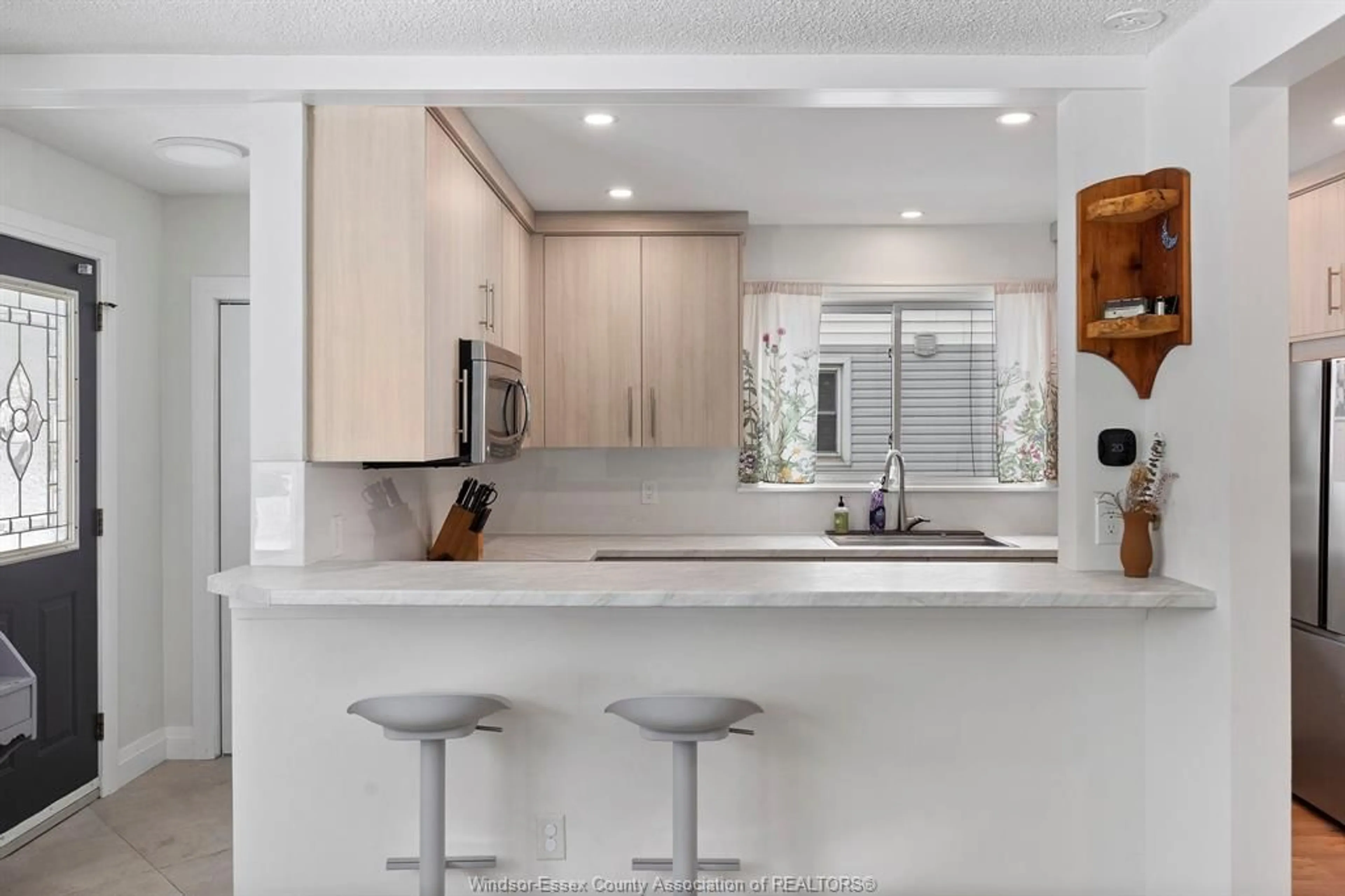 Unknown for 1162 RANKIN Ave, Windsor Ontario N9B 2S6