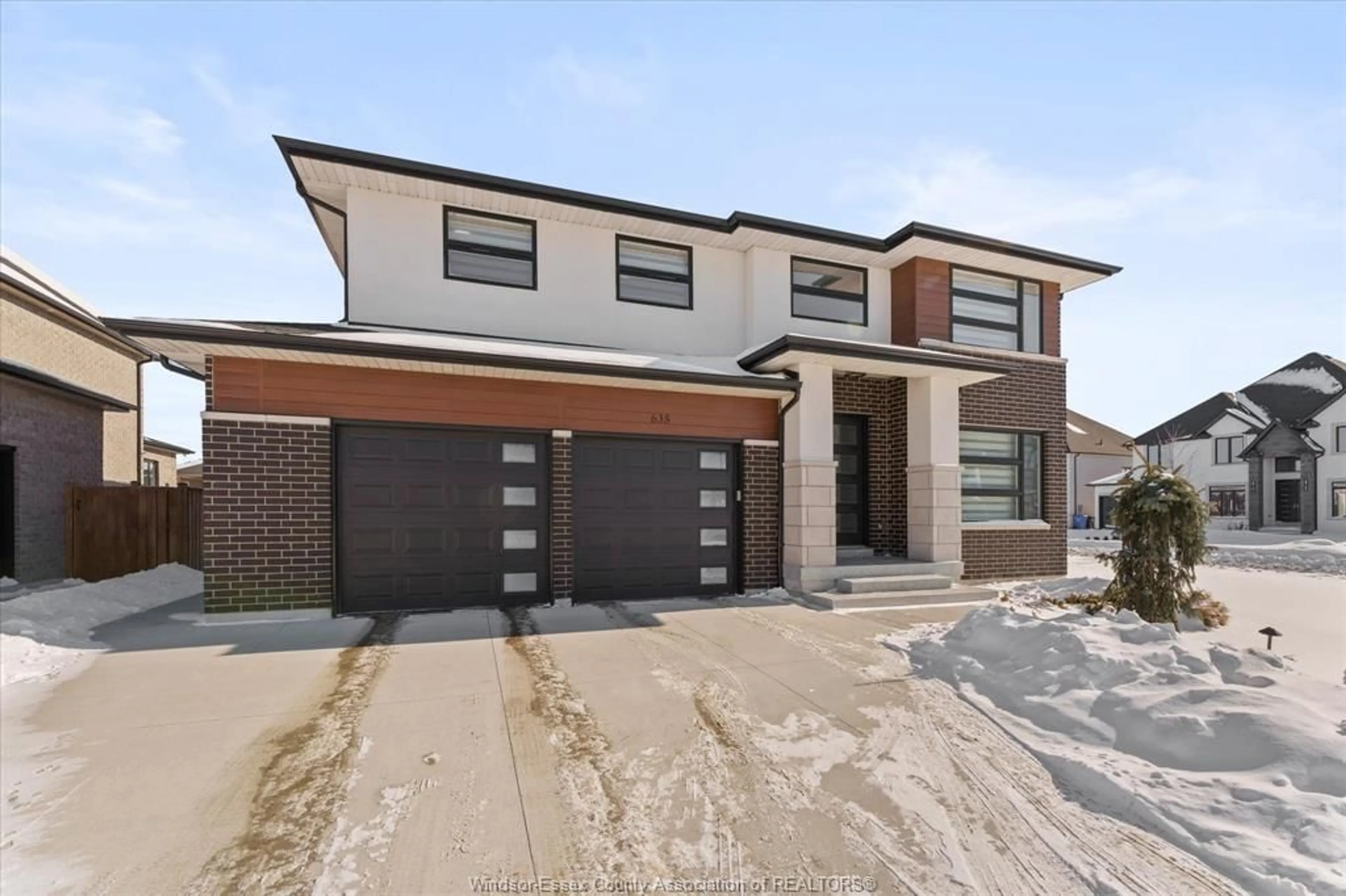 Home with brick exterior material, street for 635 MARCHE St, Lakeshore Ontario N8L 0K2