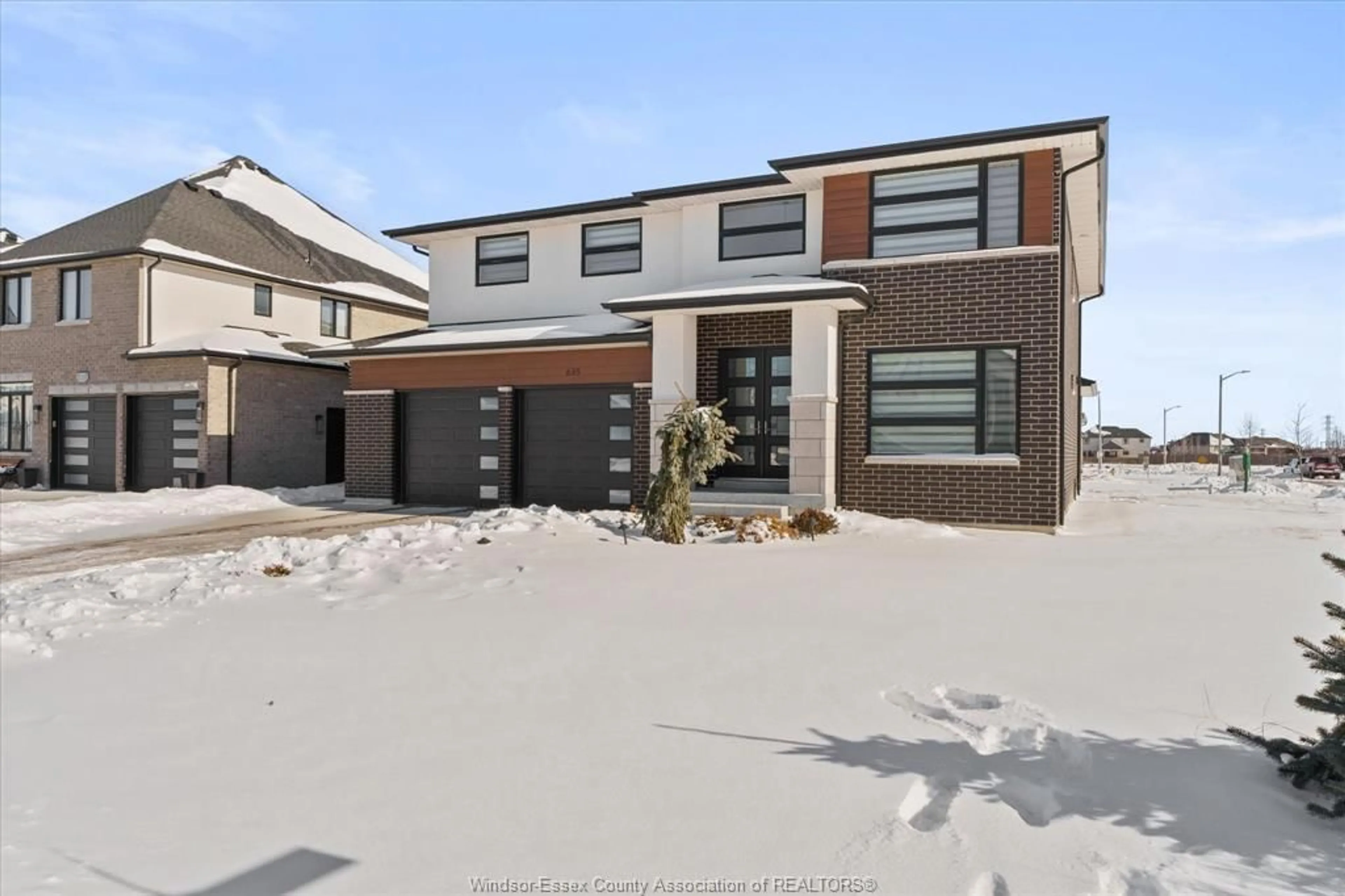 Home with brick exterior material, street for 635 MARCHE St, Lakeshore Ontario N8L 0K2