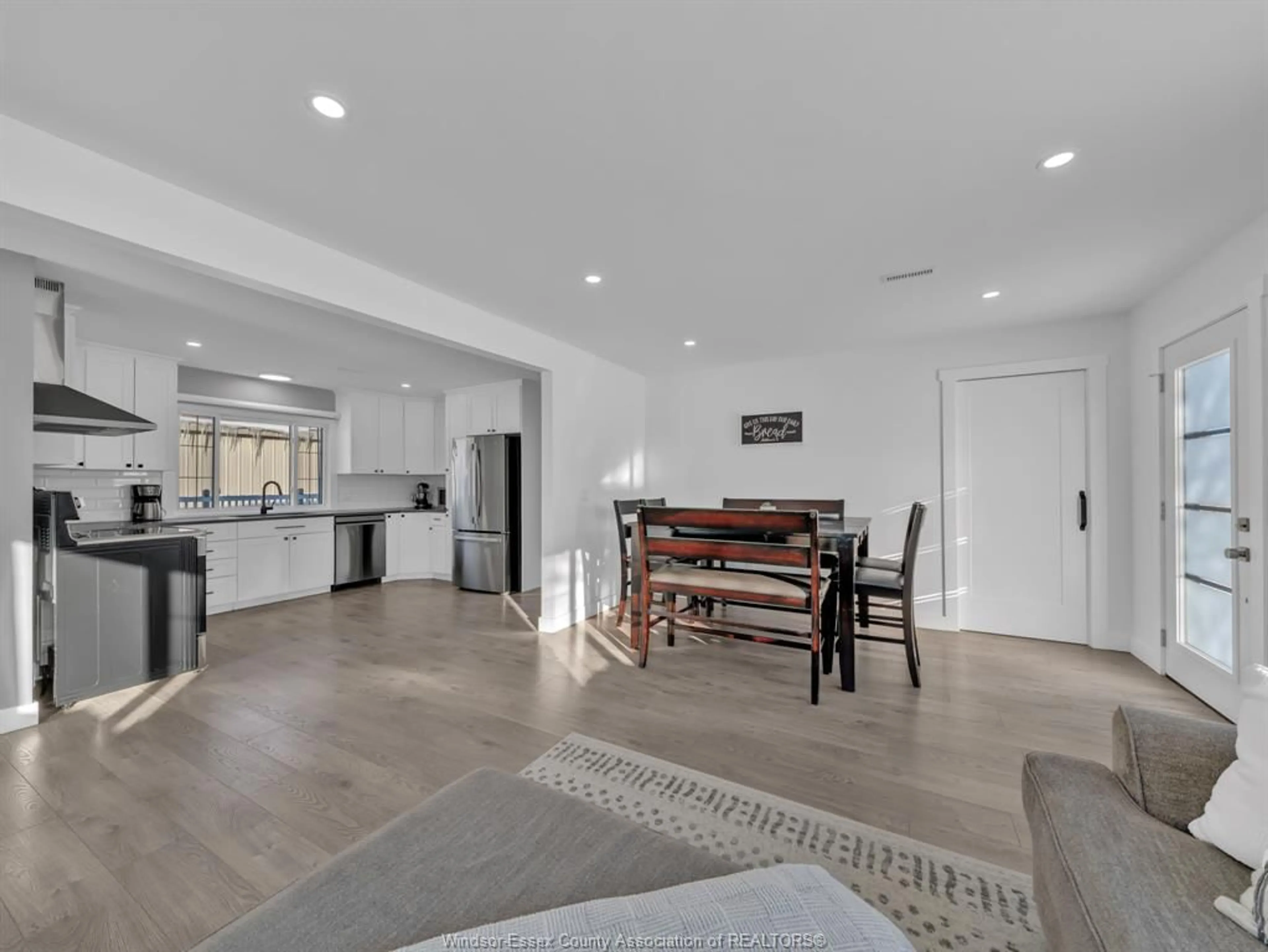 Open concept kitchen, unknown for 739 Kent Road 1, Wheatley Ontario N0P 2P0