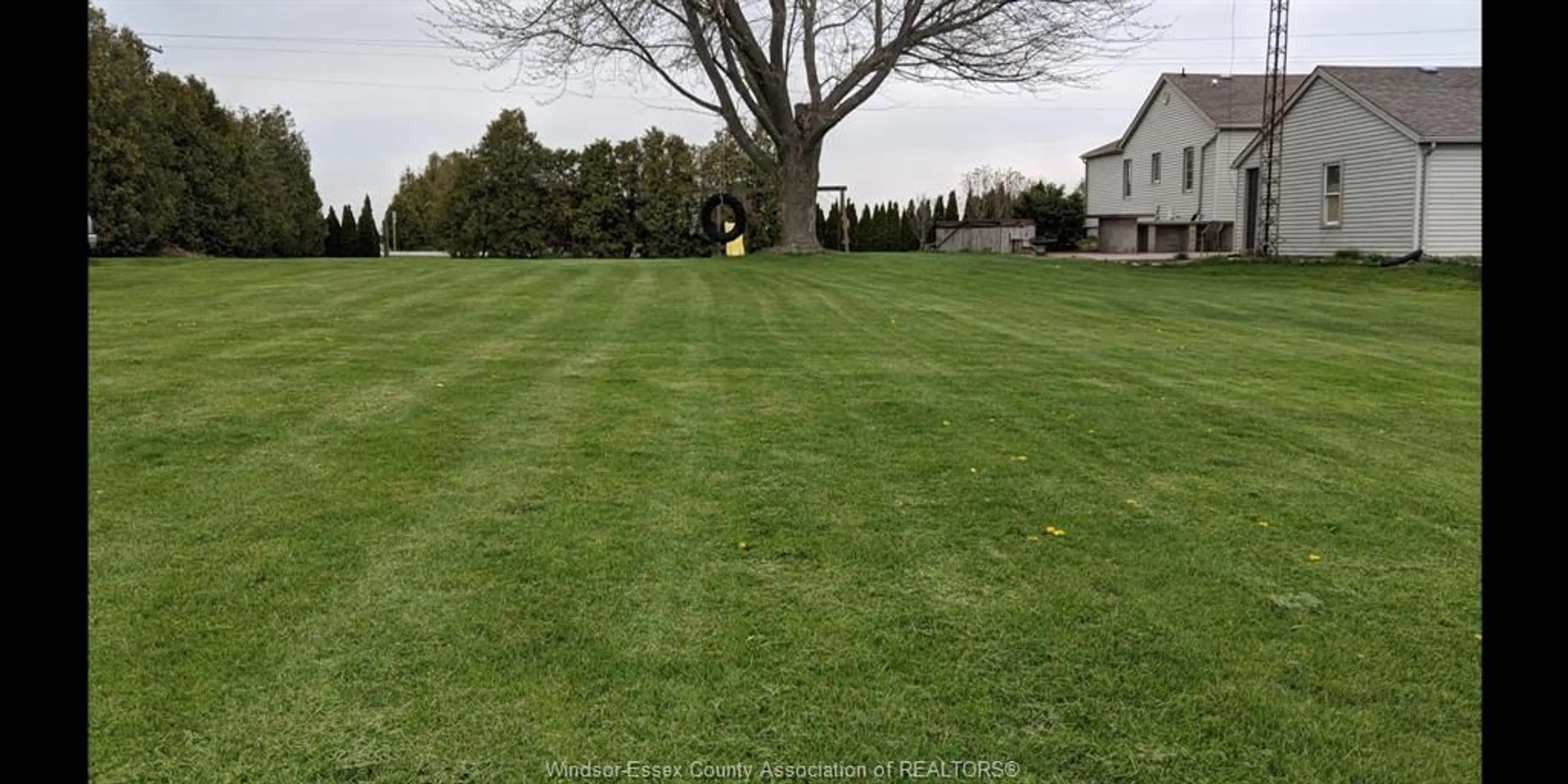 Unknown for 1324 MERSEA RD 1, Leamington Ontario N8H 3V7