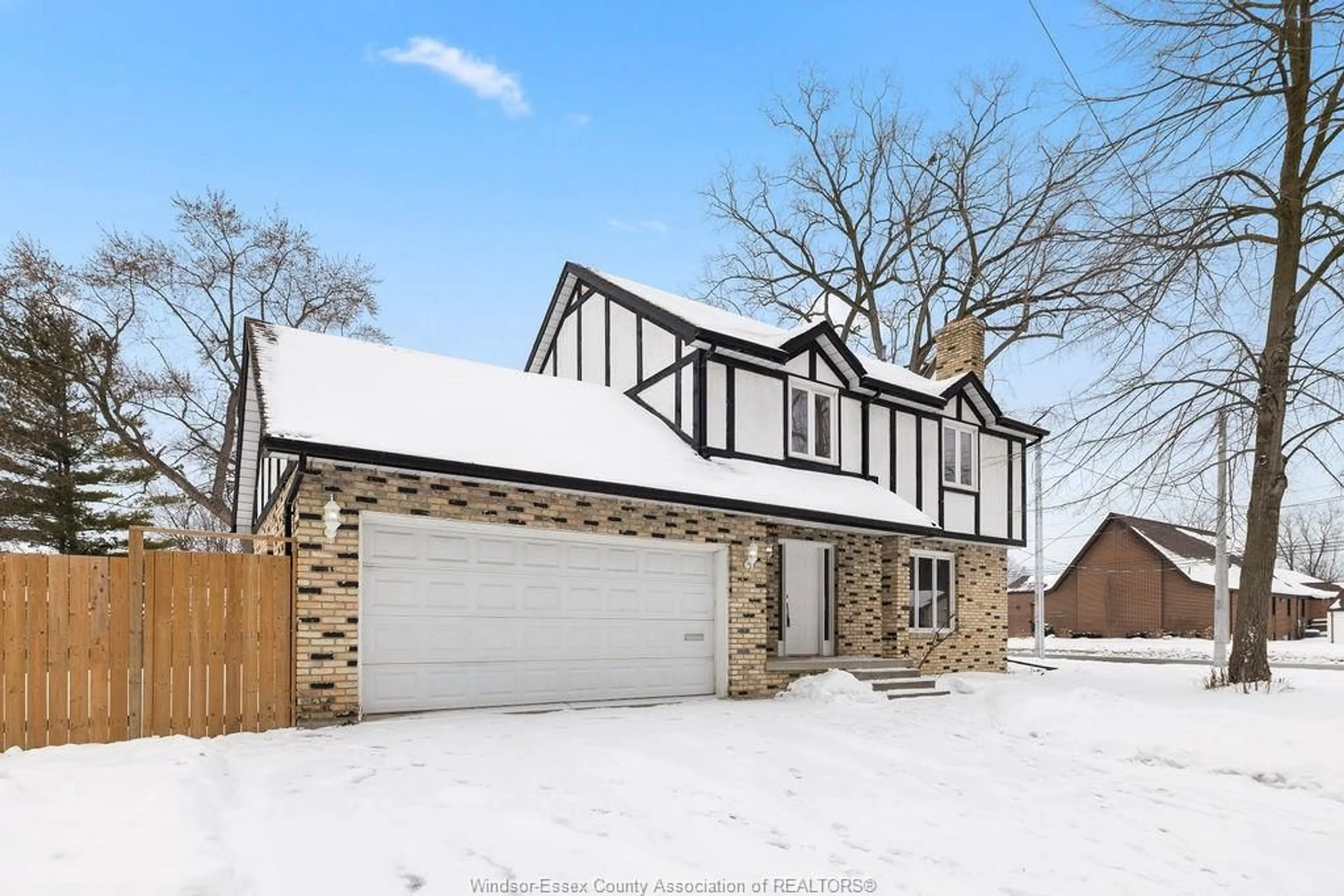 Home with brick exterior material, street for 3805 BORRELLI, Windsor Ontario N9G 2H7