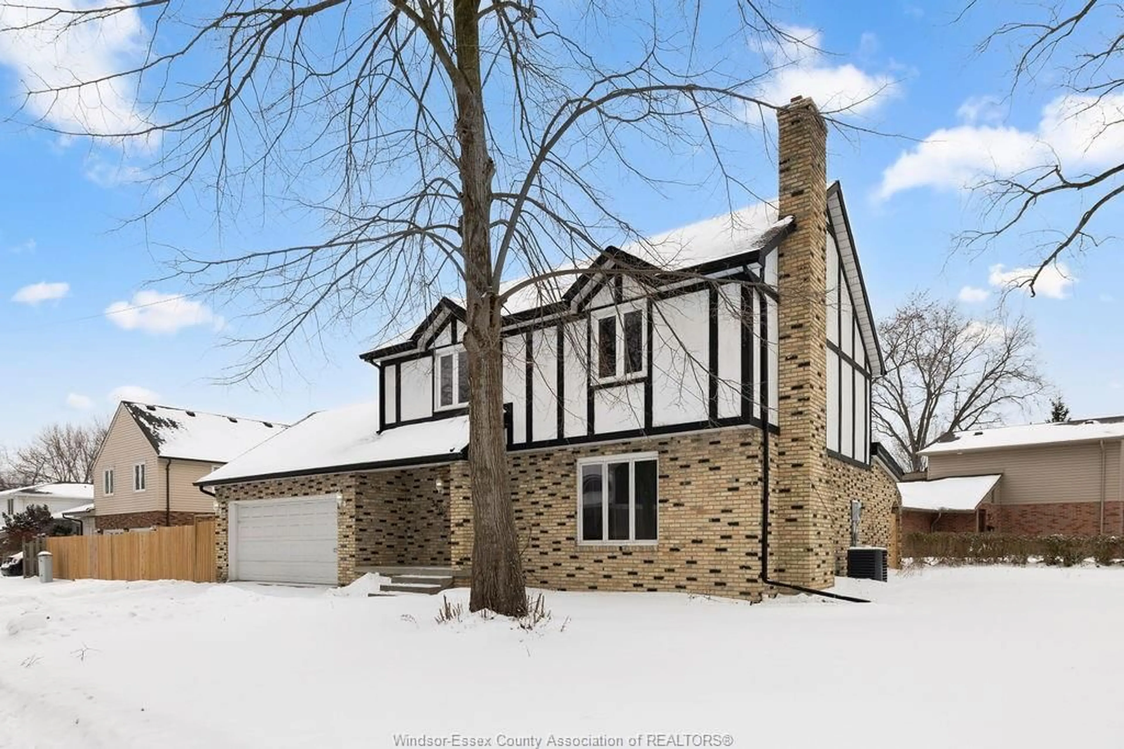 Unknown for 3805 BORRELLI, Windsor Ontario N9G 2H7