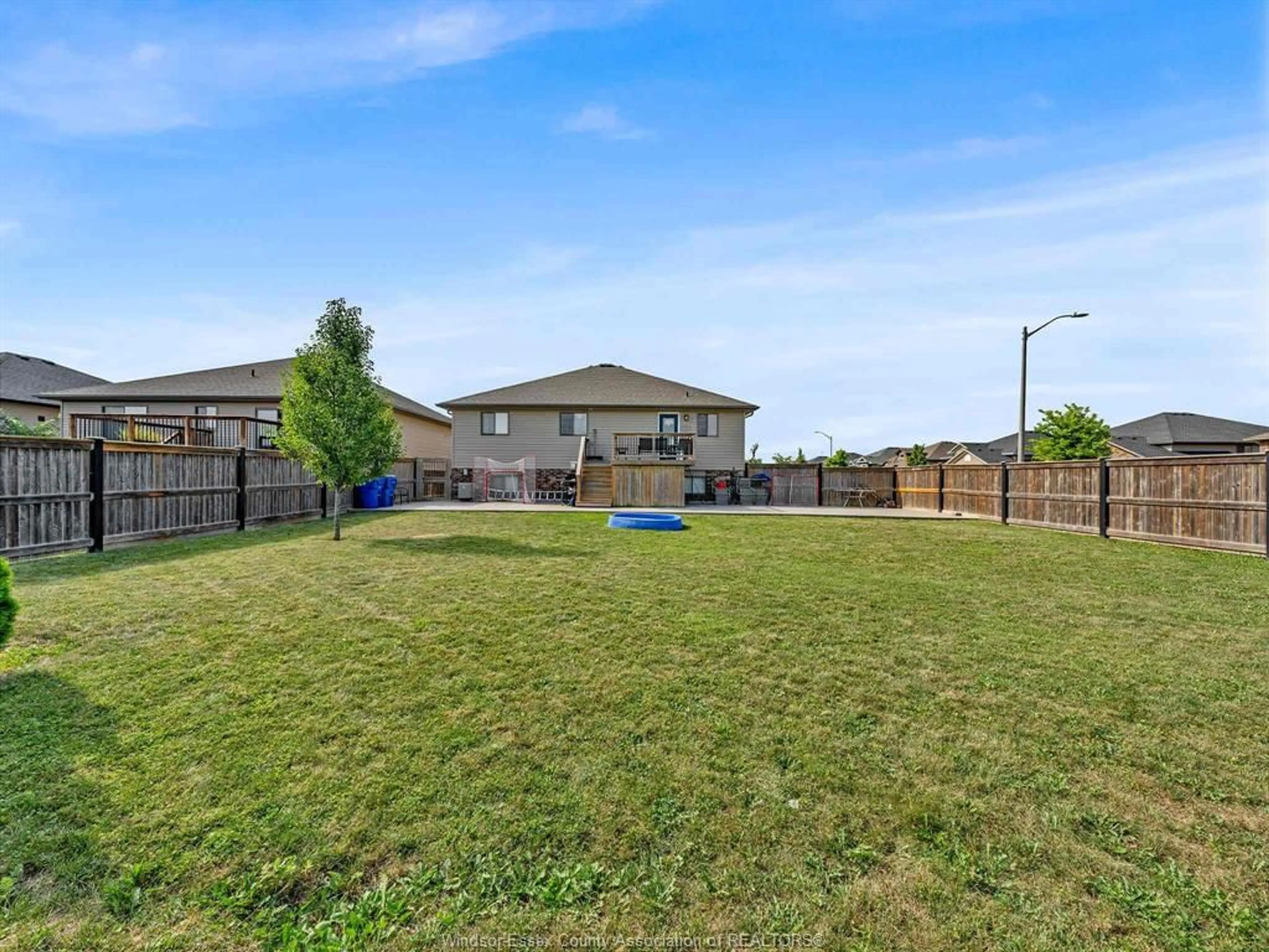 A pic from outside/outdoor area/front of a property/back of a property/a pic from drone, unknown for 404 Brown, Amherstburg Ontario N9V 0C2