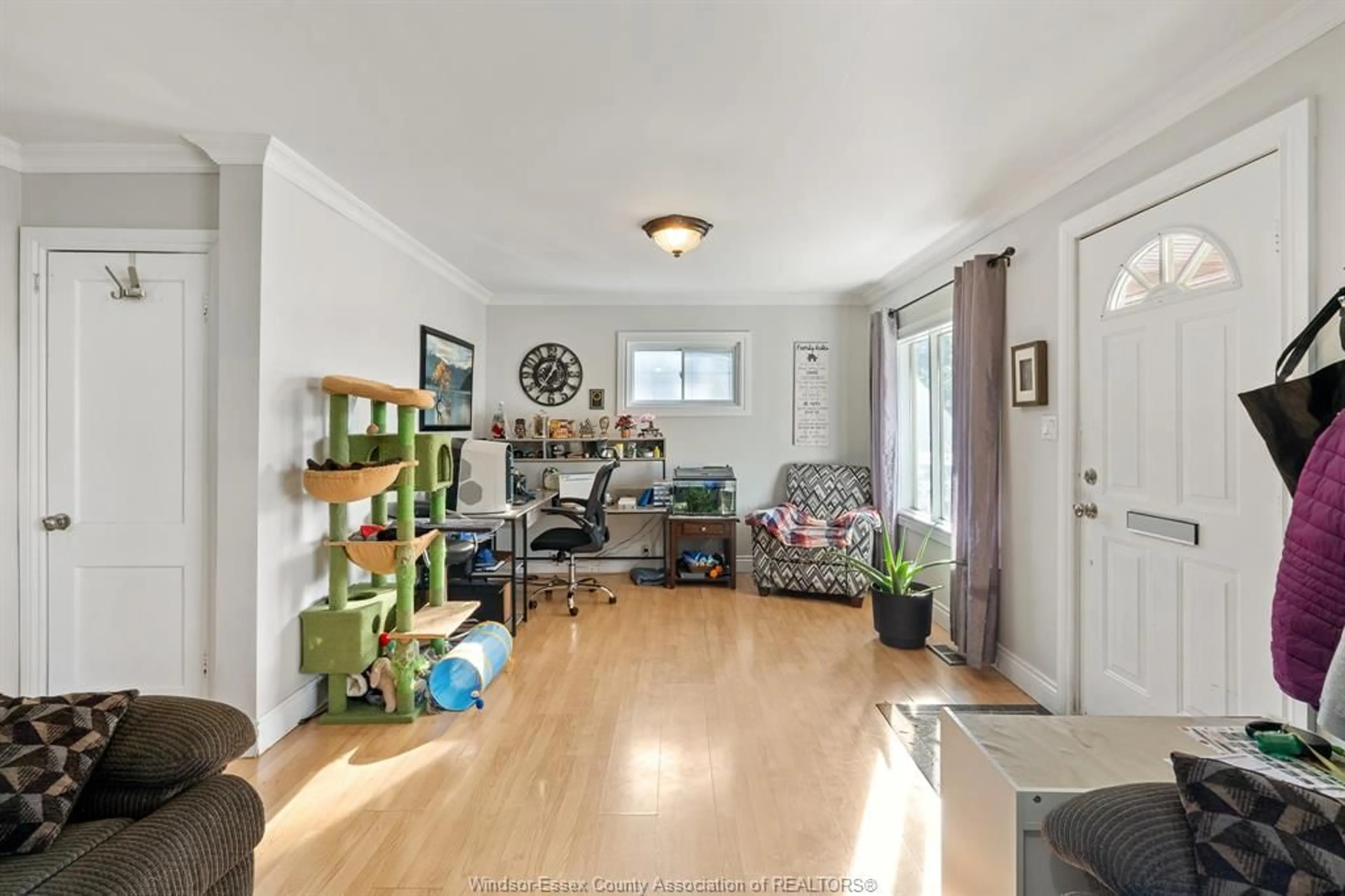 Unknown for 1230 GEORGE Ave, Windsor Ontario N8Y 2X6