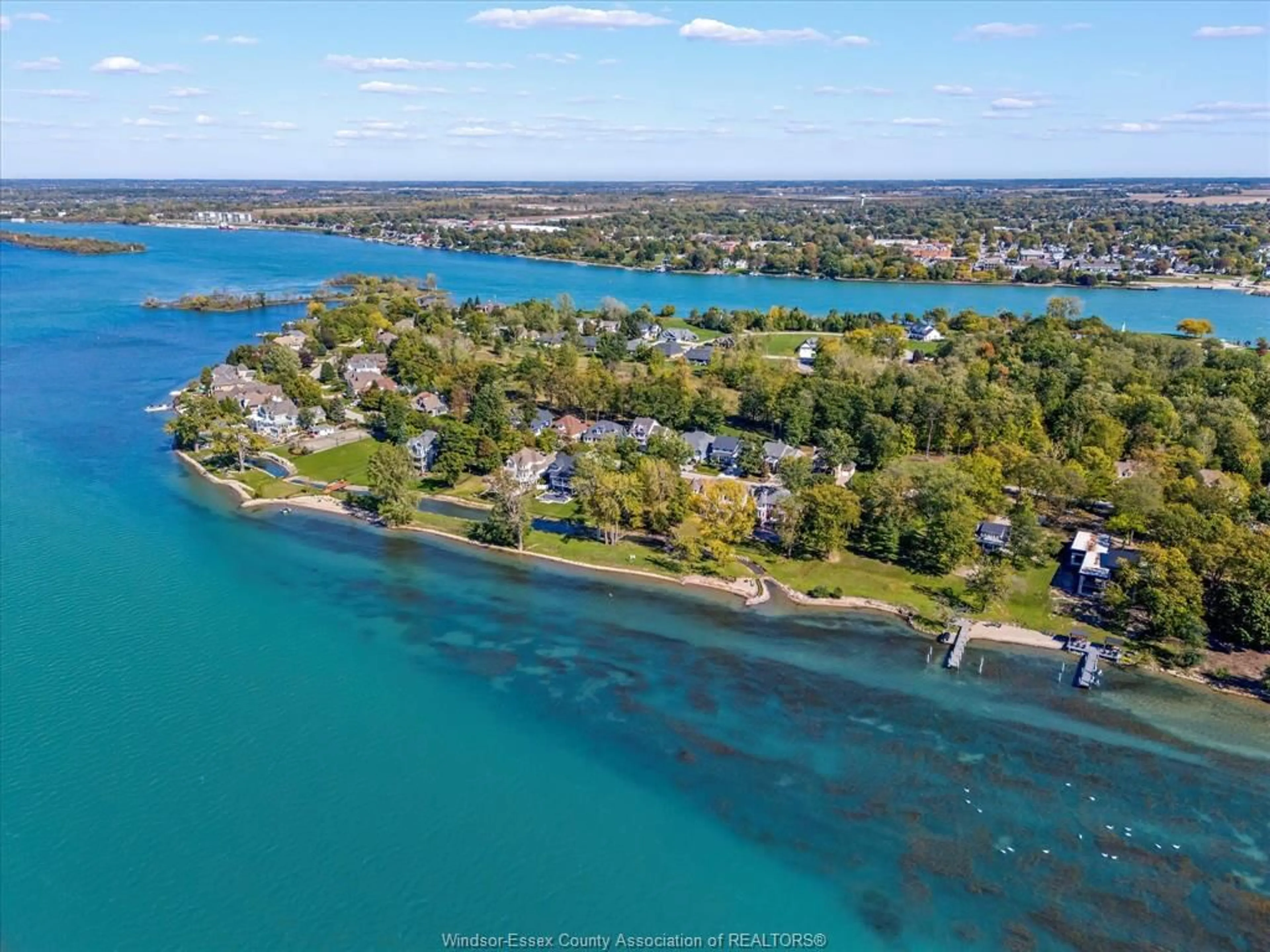 A pic from outside/outdoor area/front of a property/back of a property/a pic from drone, water/lake/river/ocean view for 290 CRYSTAL BAY Dr, Amherstburg Ontario N9V 4A6
