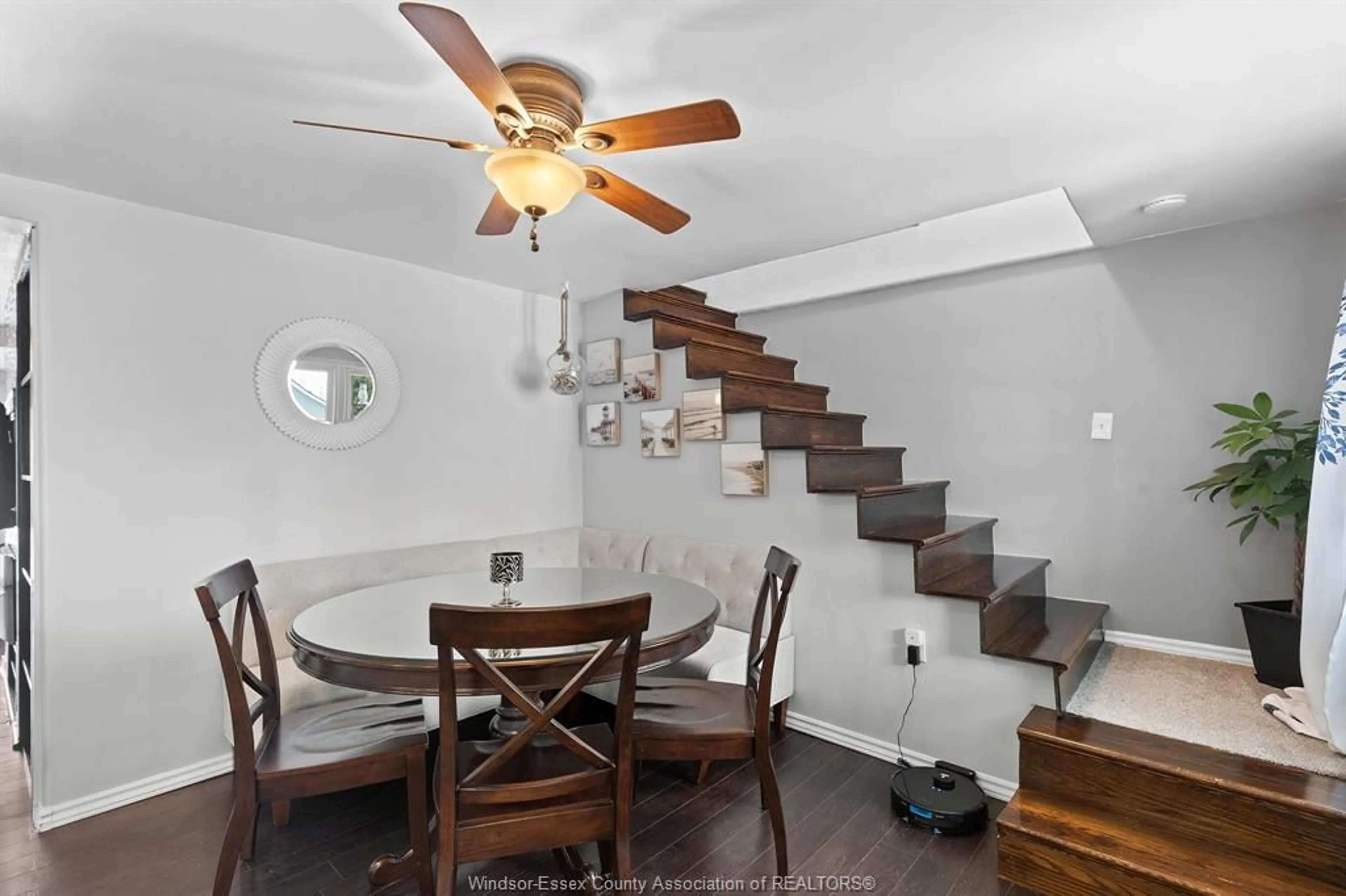 Dining room, unknown for 287 SEYMOUR St, Amherstburg Ontario N9V 2B7