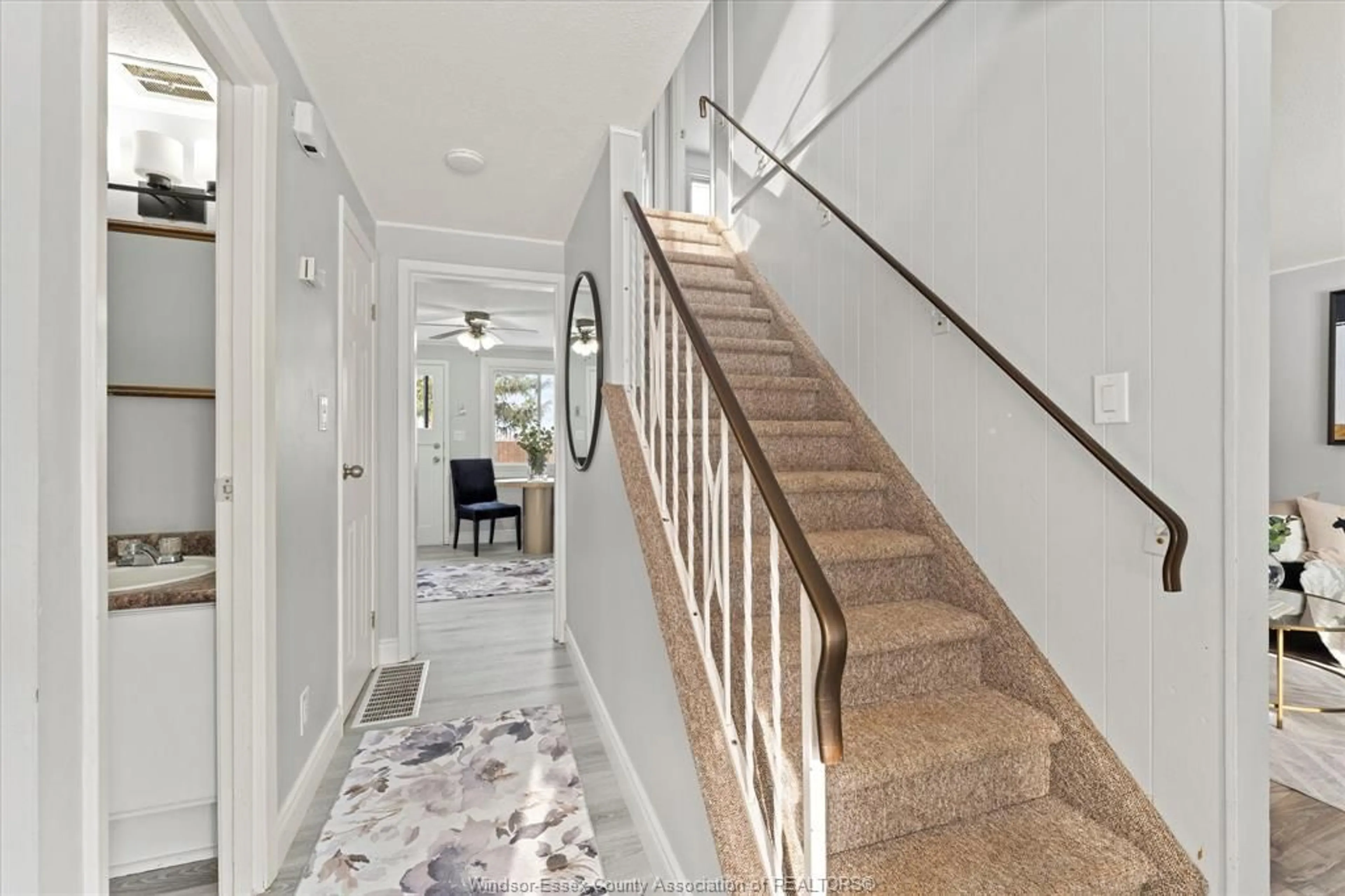 Stairs for 10732 ATWATER Cres, Windsor Ontario N8R 1N6