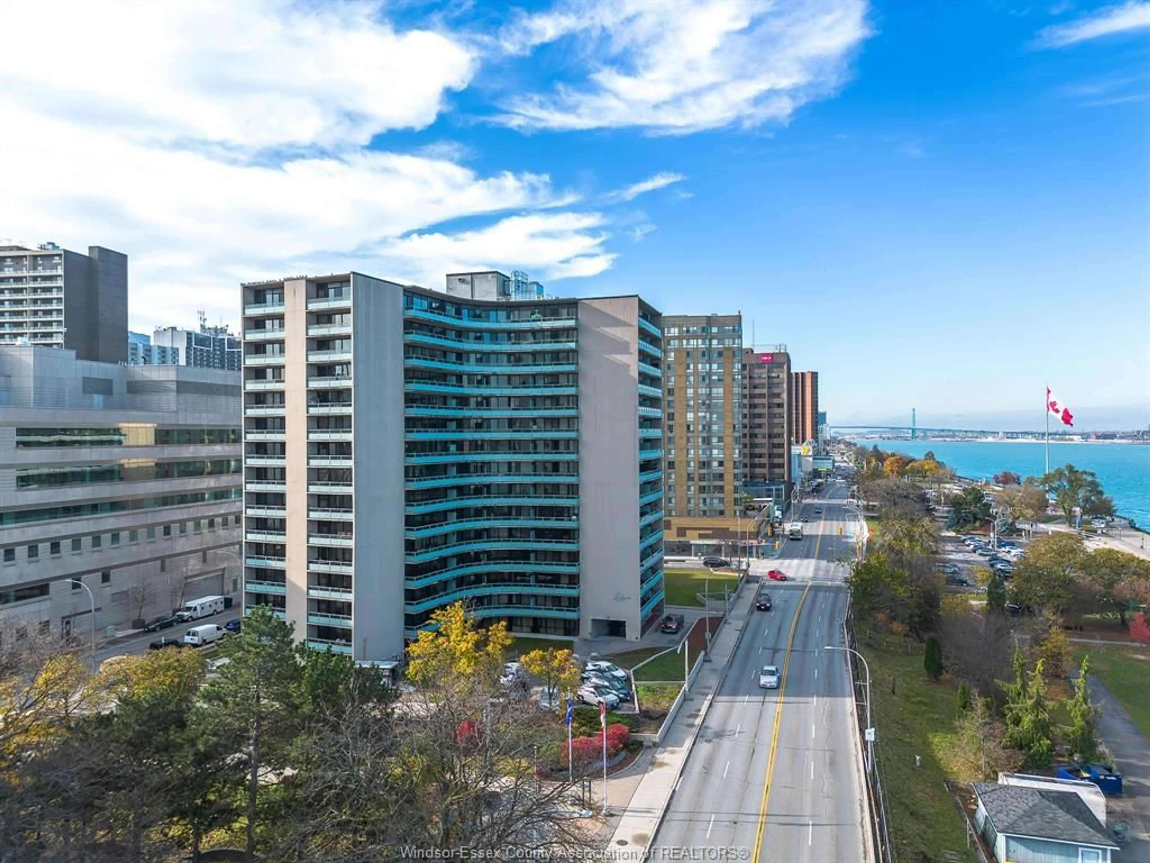 A pic from outside/outdoor area/front of a property/back of a property/a pic from drone, city buildings view from balcony for 111 Riverside Dr #914, Windsor Ontario N9A 2S6