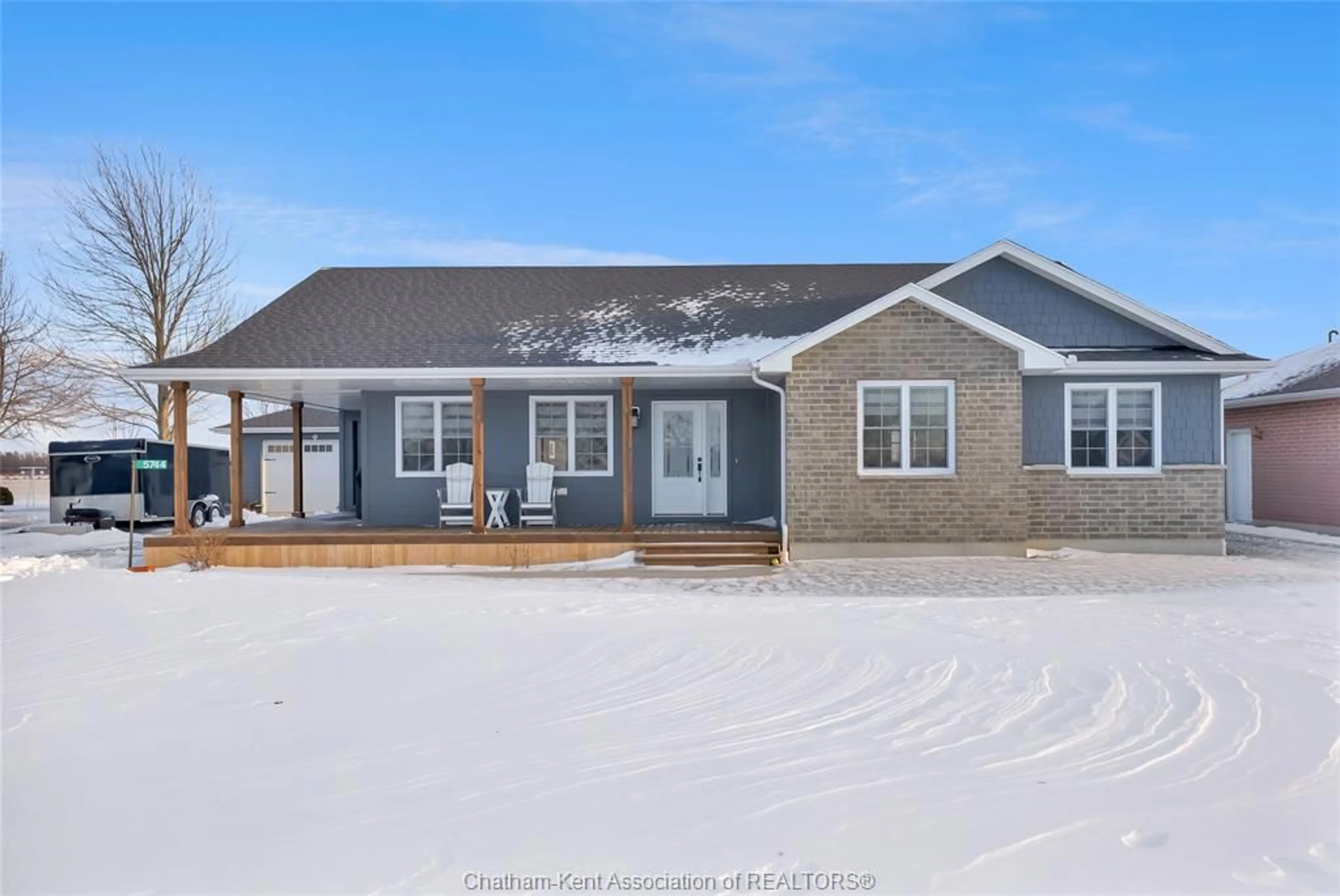 Home with vinyl exterior material, street for 5744 Middle Line, Merlin Ontario N0P 1W0