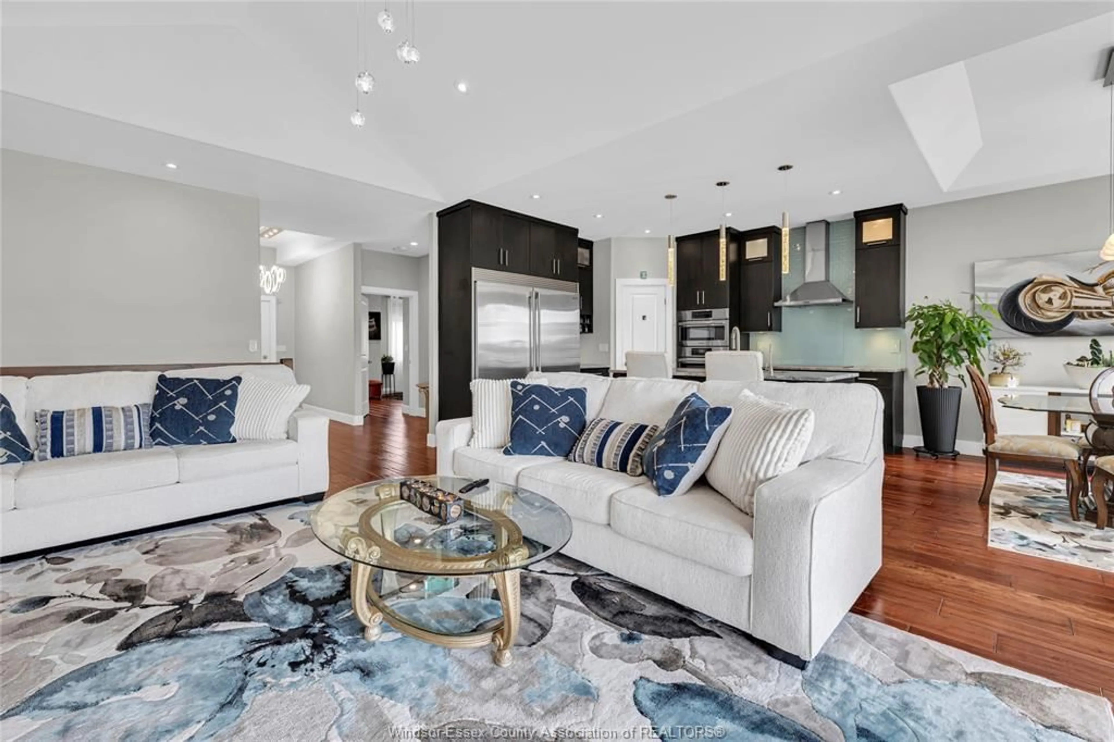 Living room with furniture, unknown for 1835 DOMINION Blvd, Windsor Ontario N9B 3H8