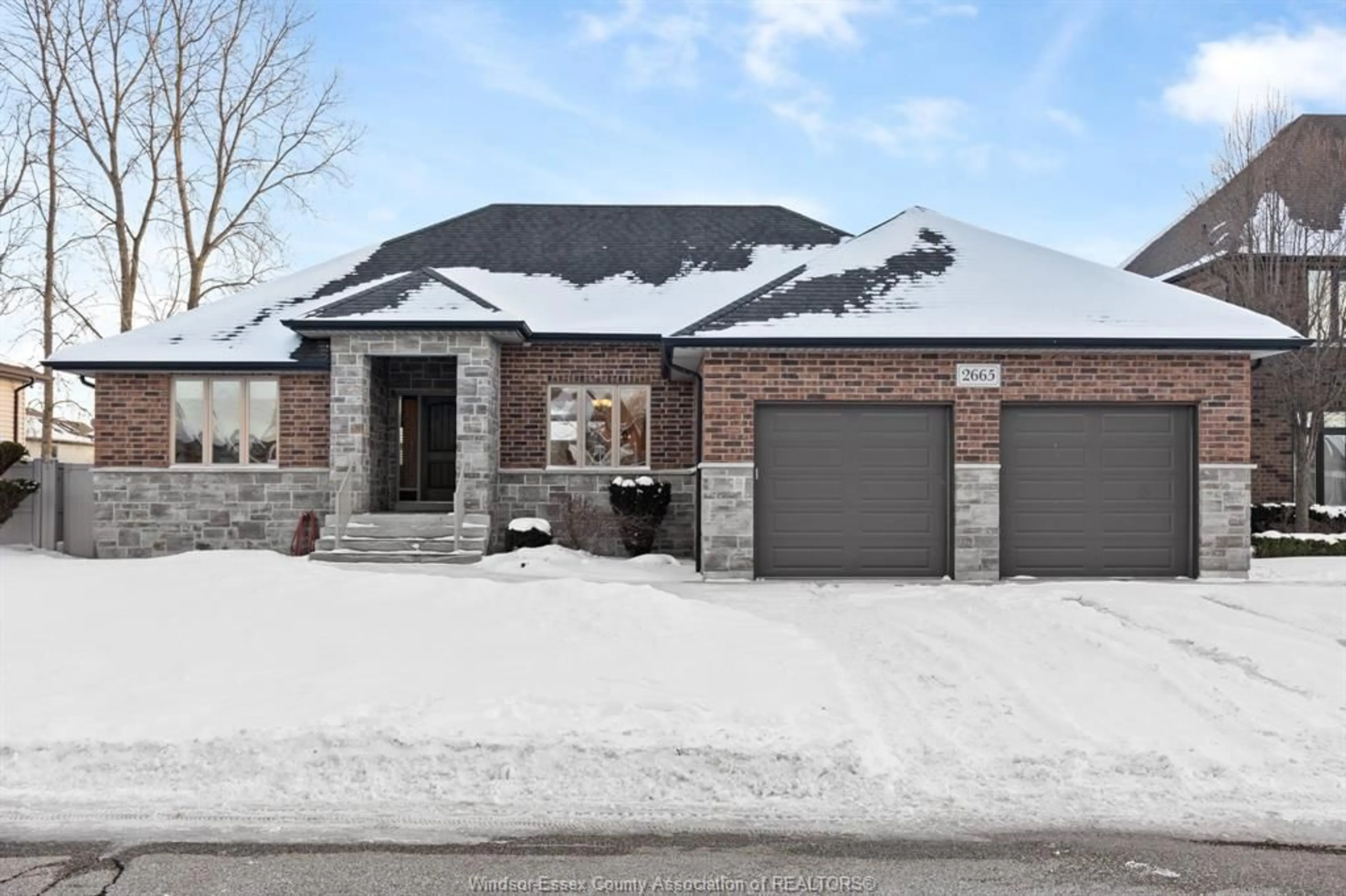 Home with brick exterior material, street for 2665 LOVELL, LaSalle Ontario N9G 2N2