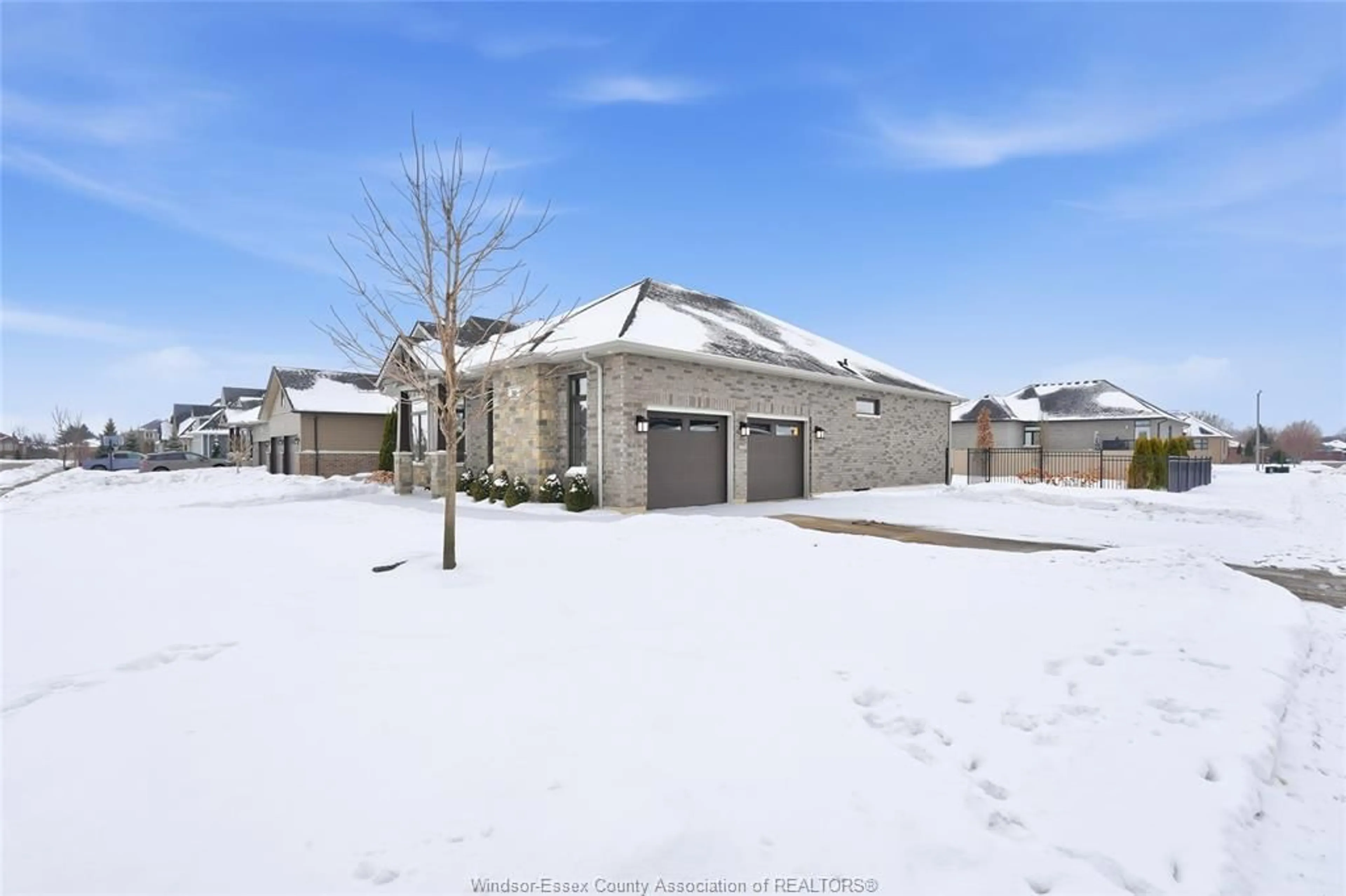 Unknown for 14 LUKAS Dr, Kingsville Ontario N9Y 4G5