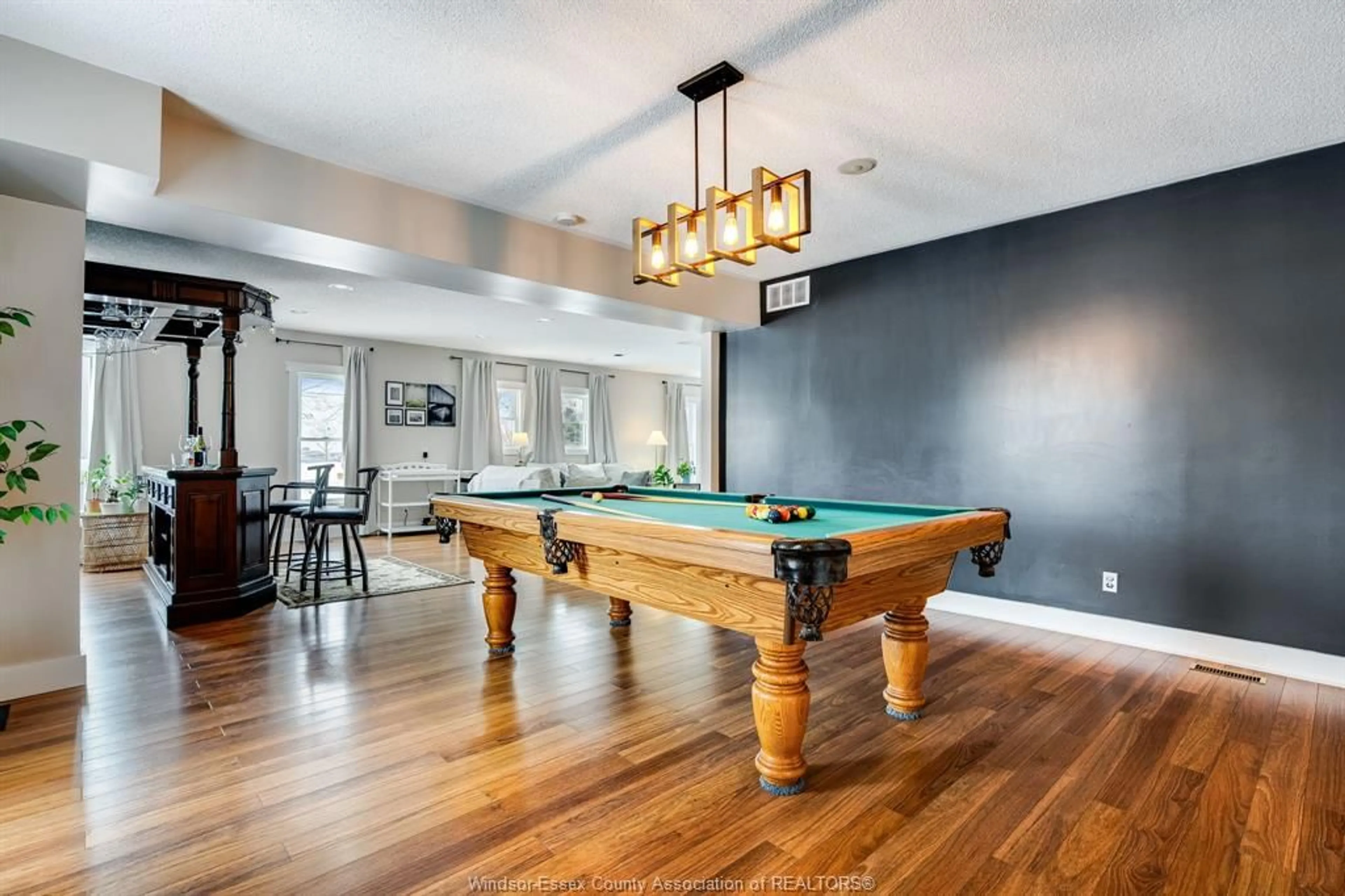 Unknown for 2147 Roseborough St, Harrow Ontario N0R 1G0