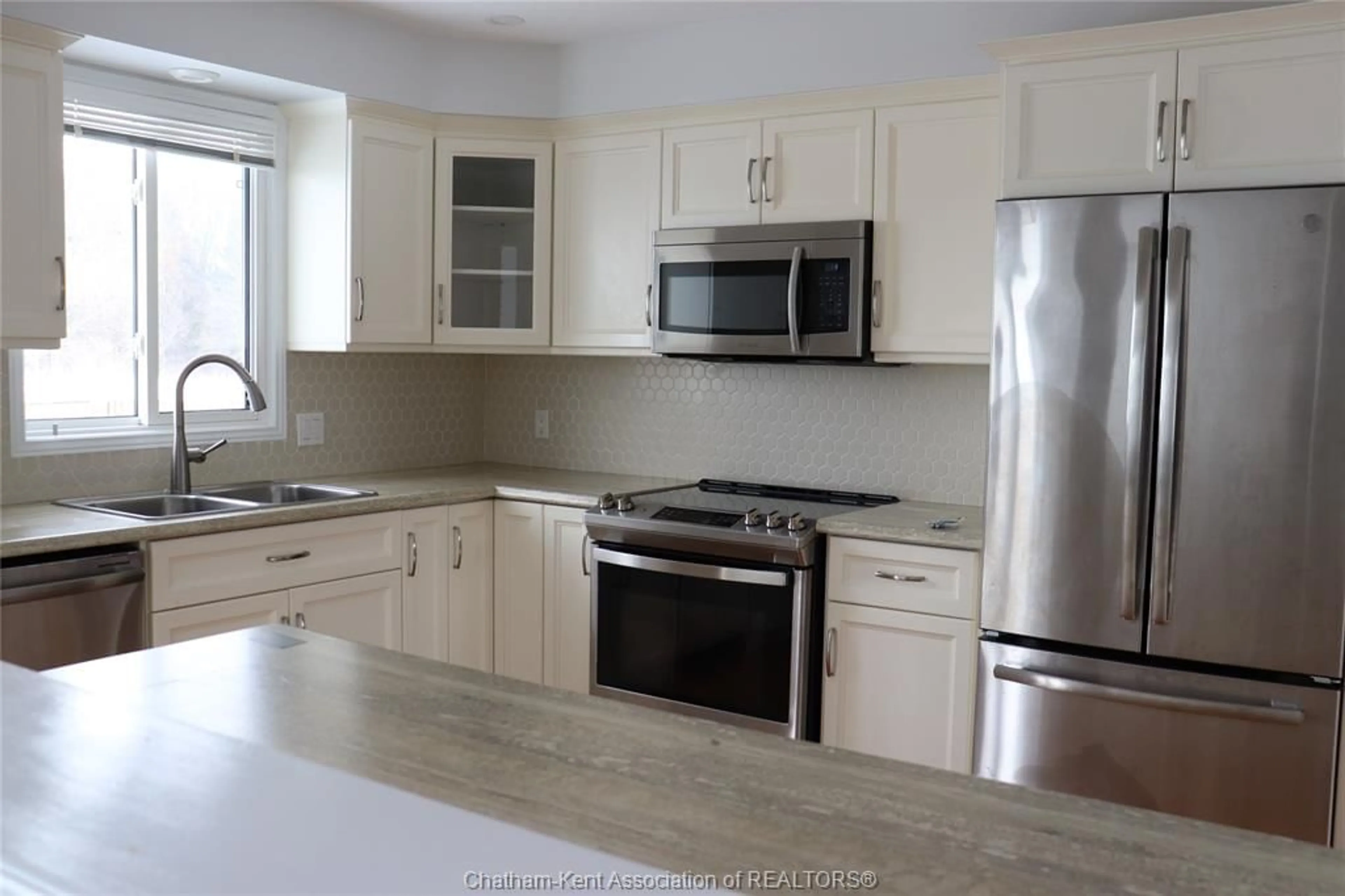 Standard kitchen, unknown for 15 Mango Lane, Blenheim Ontario N0P 1A0