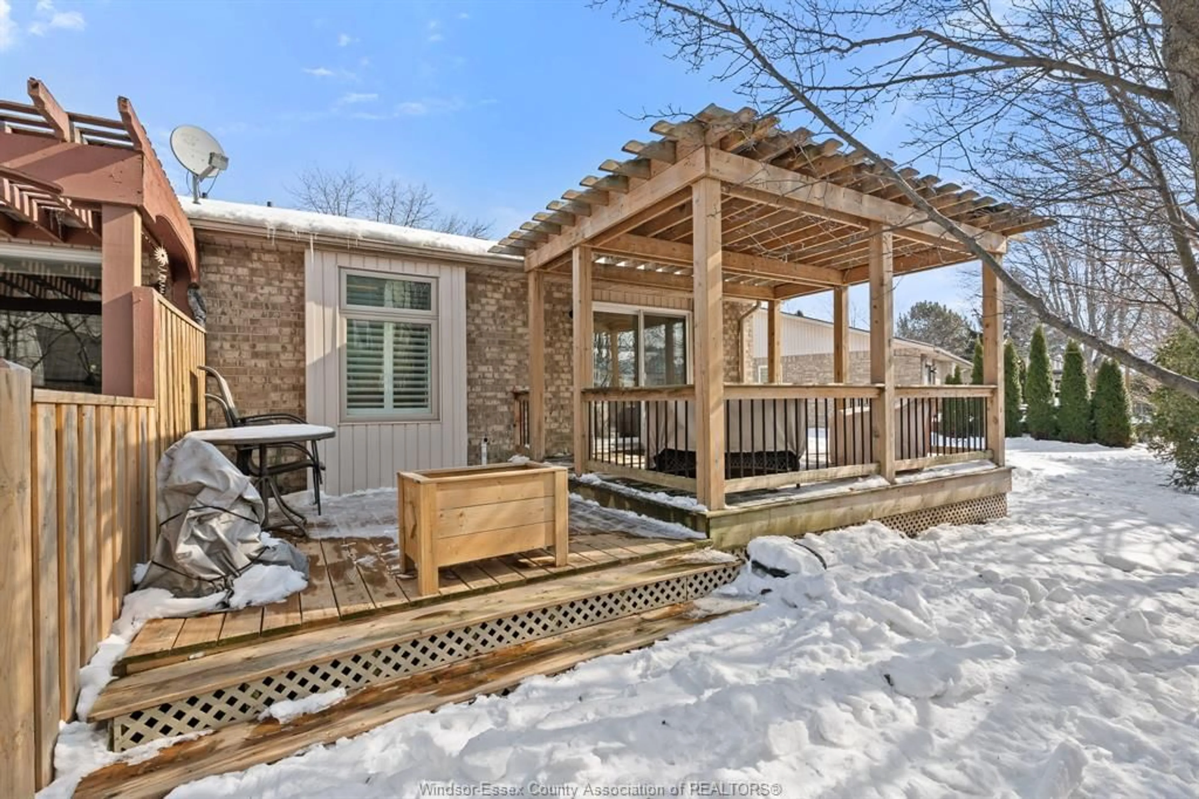 Patio, unknown for 9 Malibu Dr, Leamington Ontario N8H 5G4