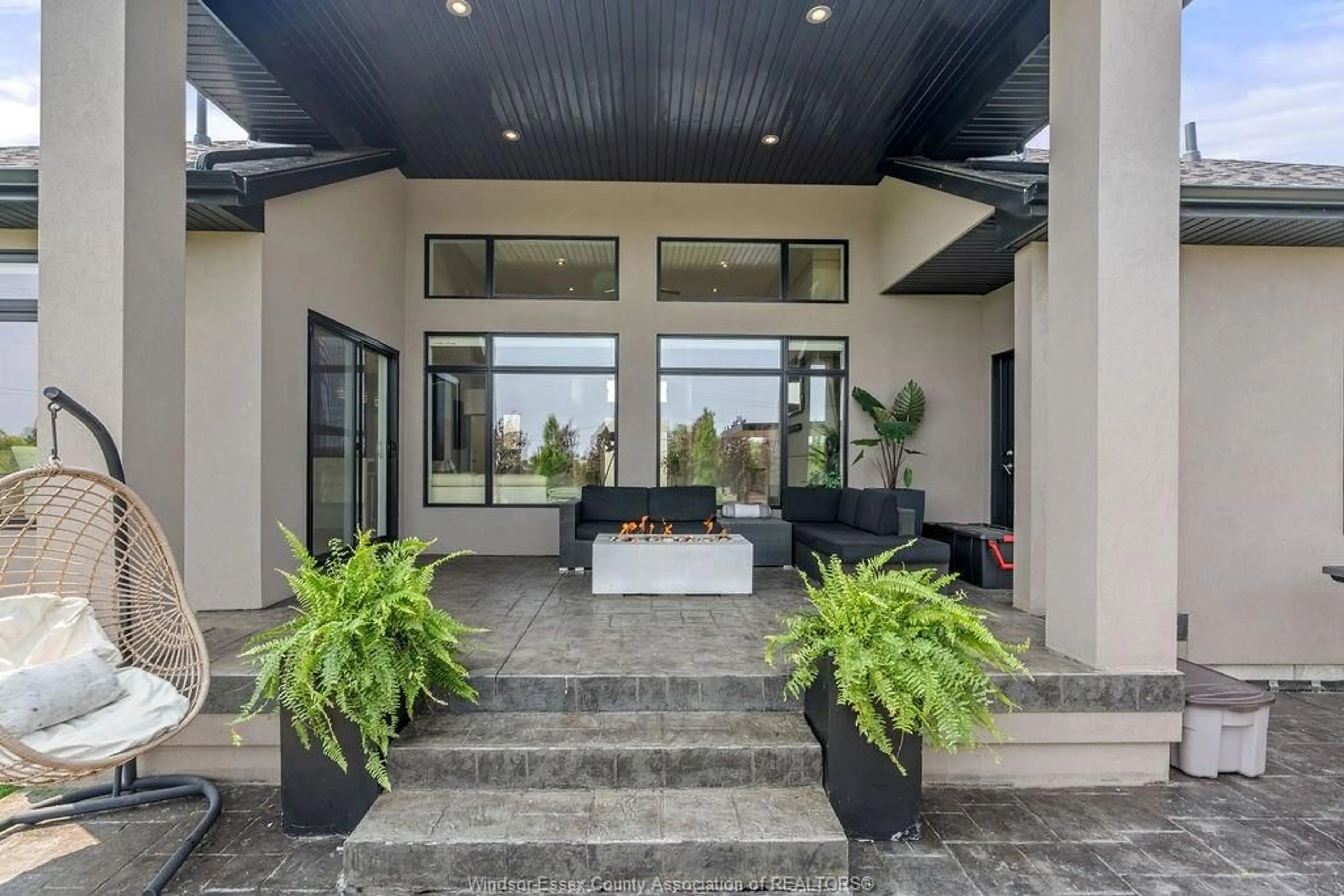 Unknown for 6 MULBERRY Cres, Kingsville Ontario N9Y 0B8