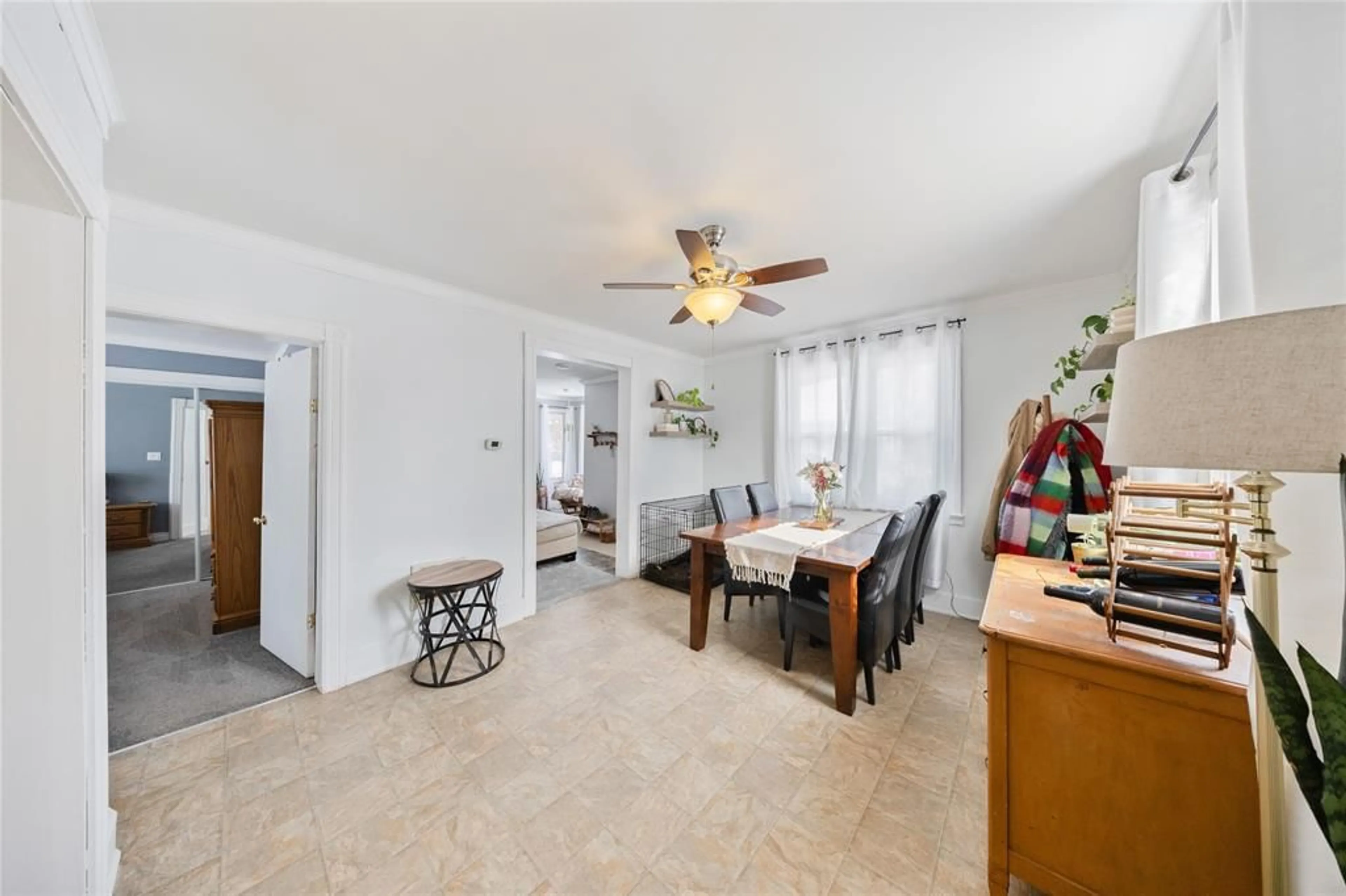 Unknown for 455 Princess St, Petrolia Ontario N0N 1R0