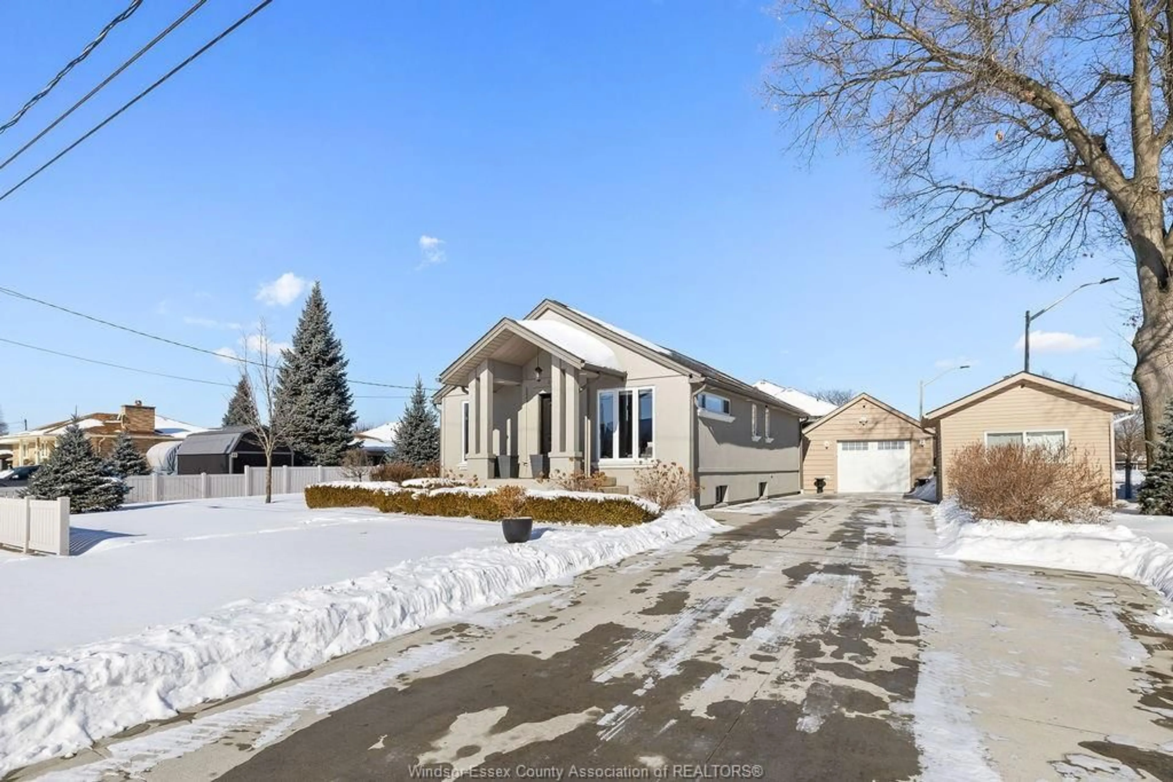 Unknown for 1490 MORTON, LaSalle Ontario N9J 3S9