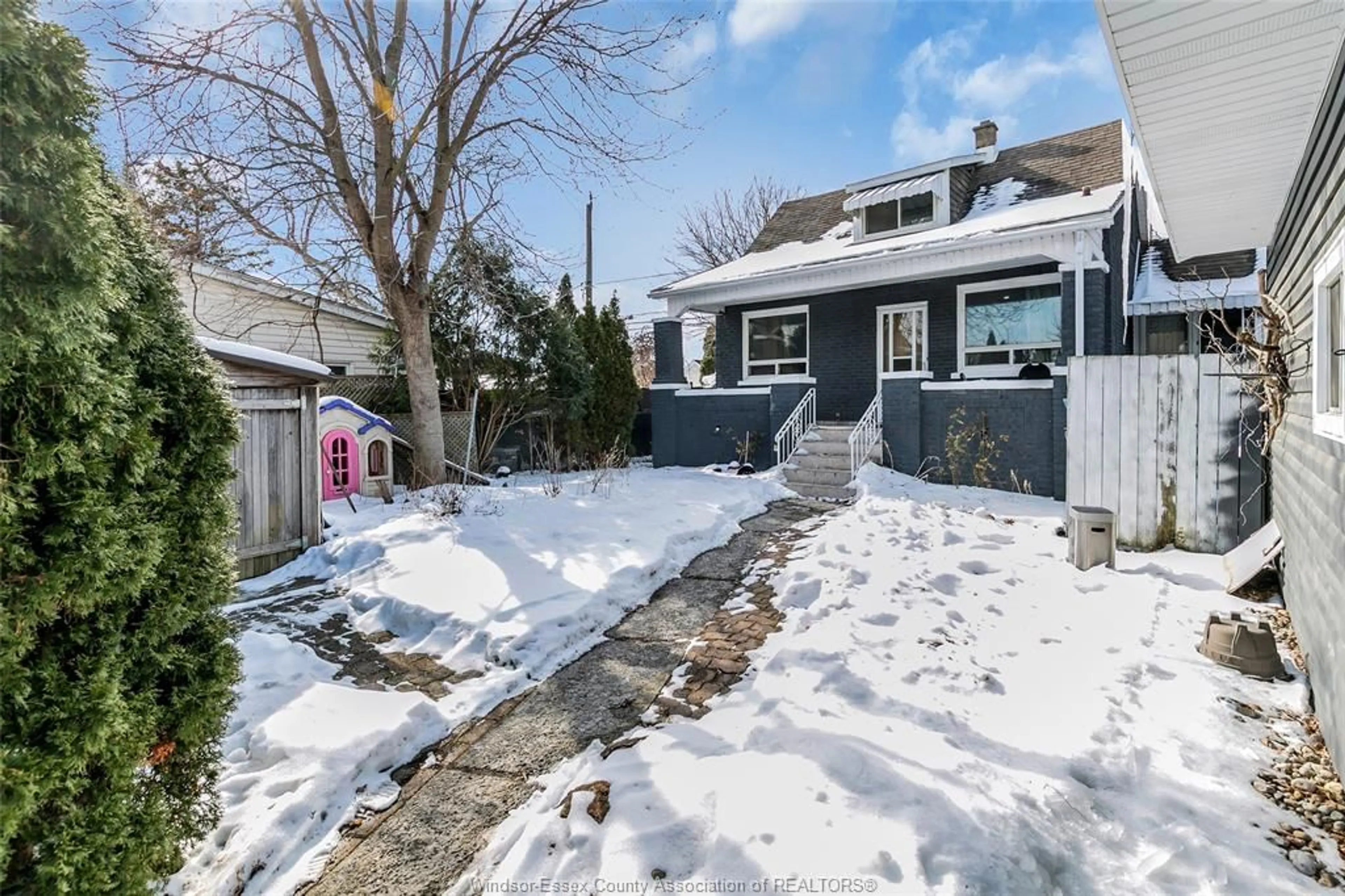 Unknown for 1623 ALBERT, Windsor Ontario N8Y 3R4