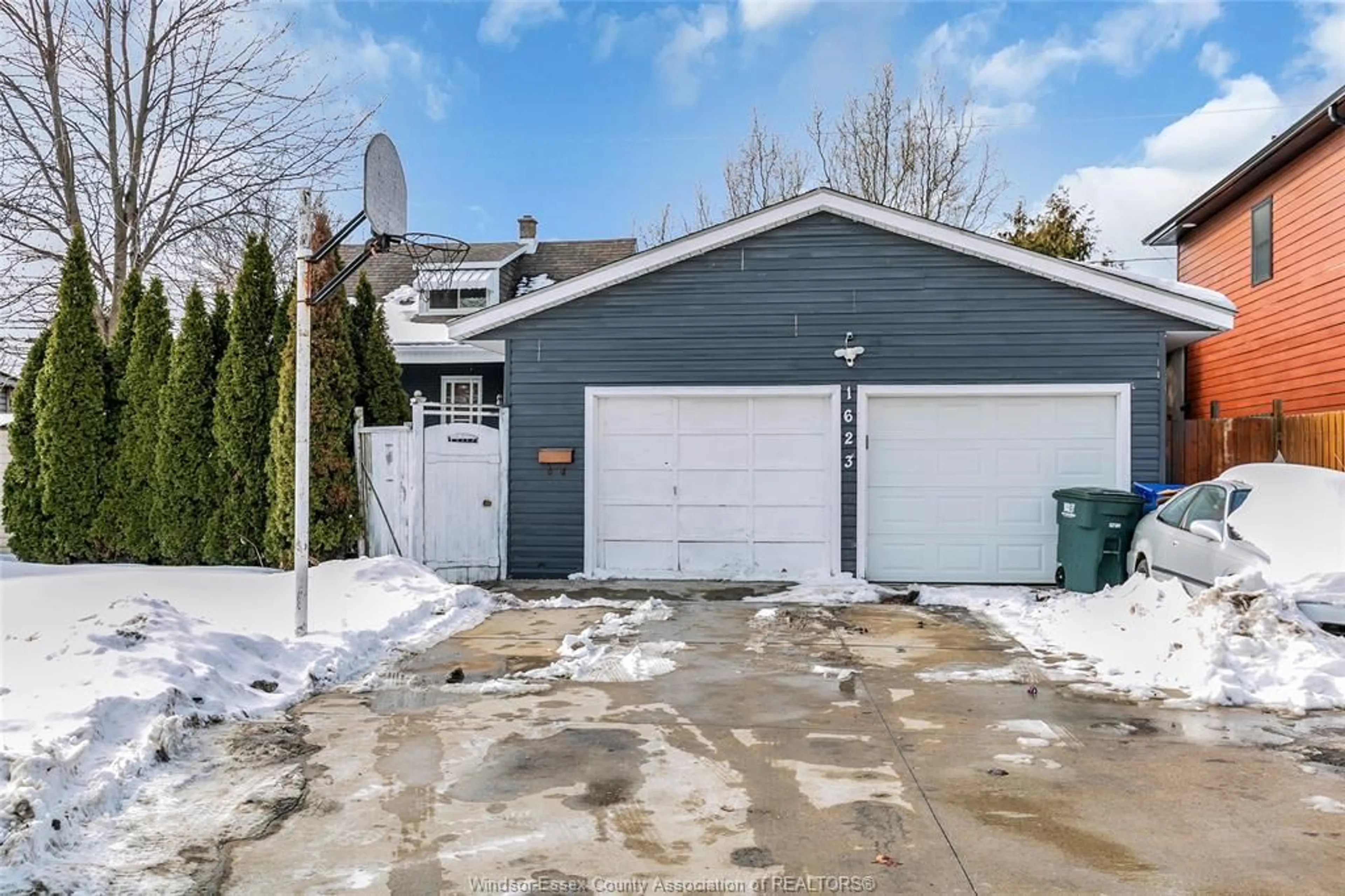 Unknown for 1623 ALBERT, Windsor Ontario N8Y 3R4