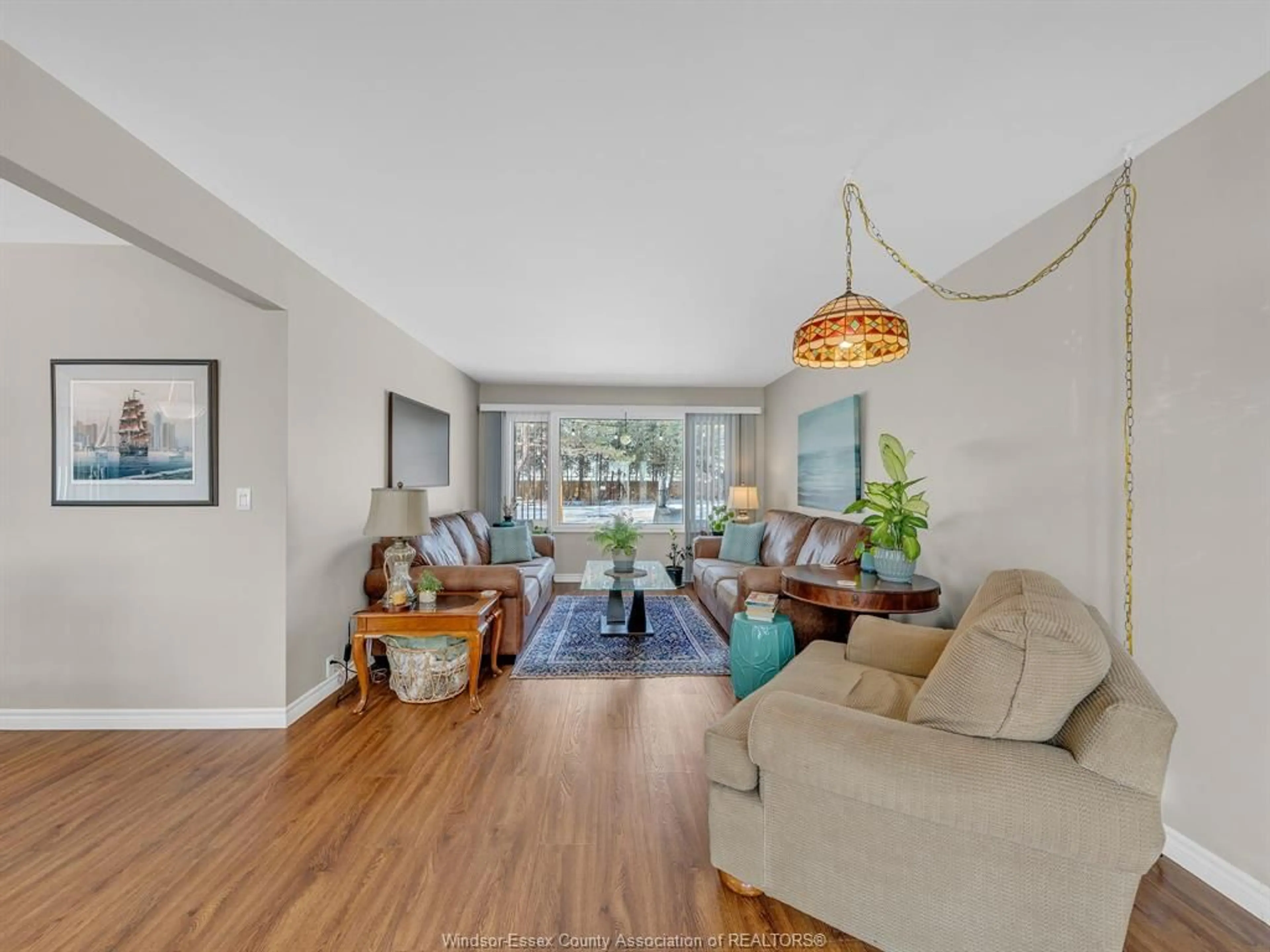 Living room with furniture, unknown for 1511 Redwood, Kingsville Ontario N9Y 2V4