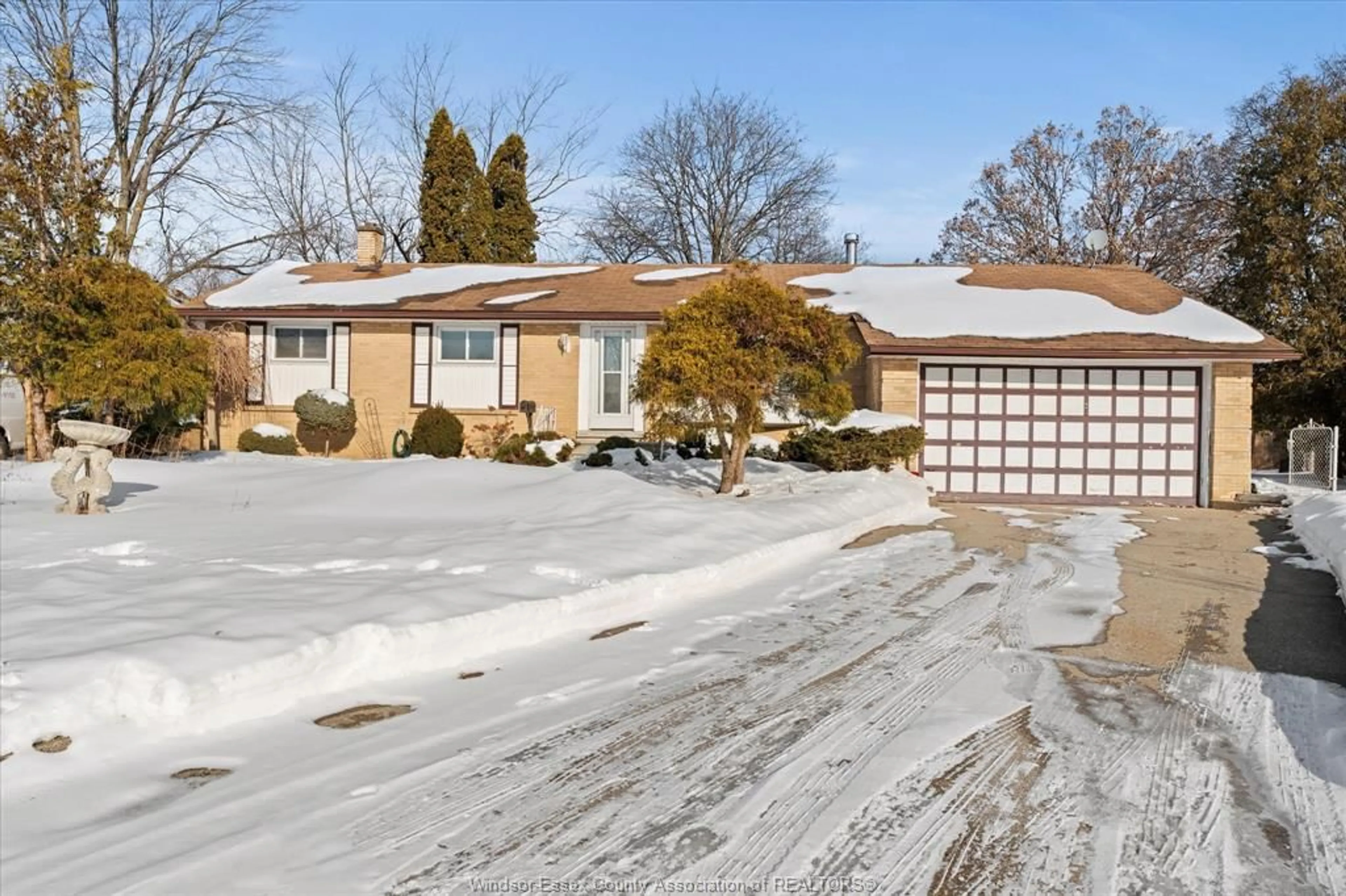 Home with brick exterior material, street for 1630 CHERRYLAWN Cres, Windsor Ontario N9E 1P5