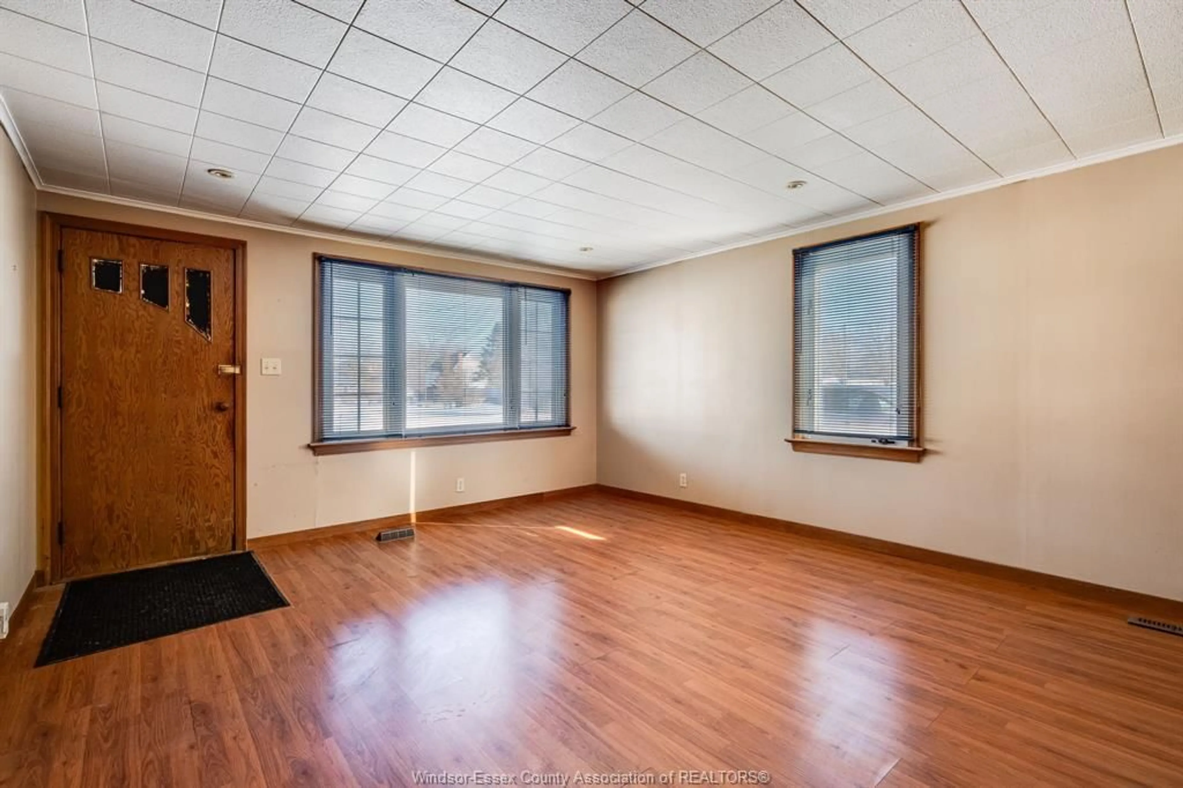 A pic of a room for 107 George St, Merlin Ontario N0P 1W0