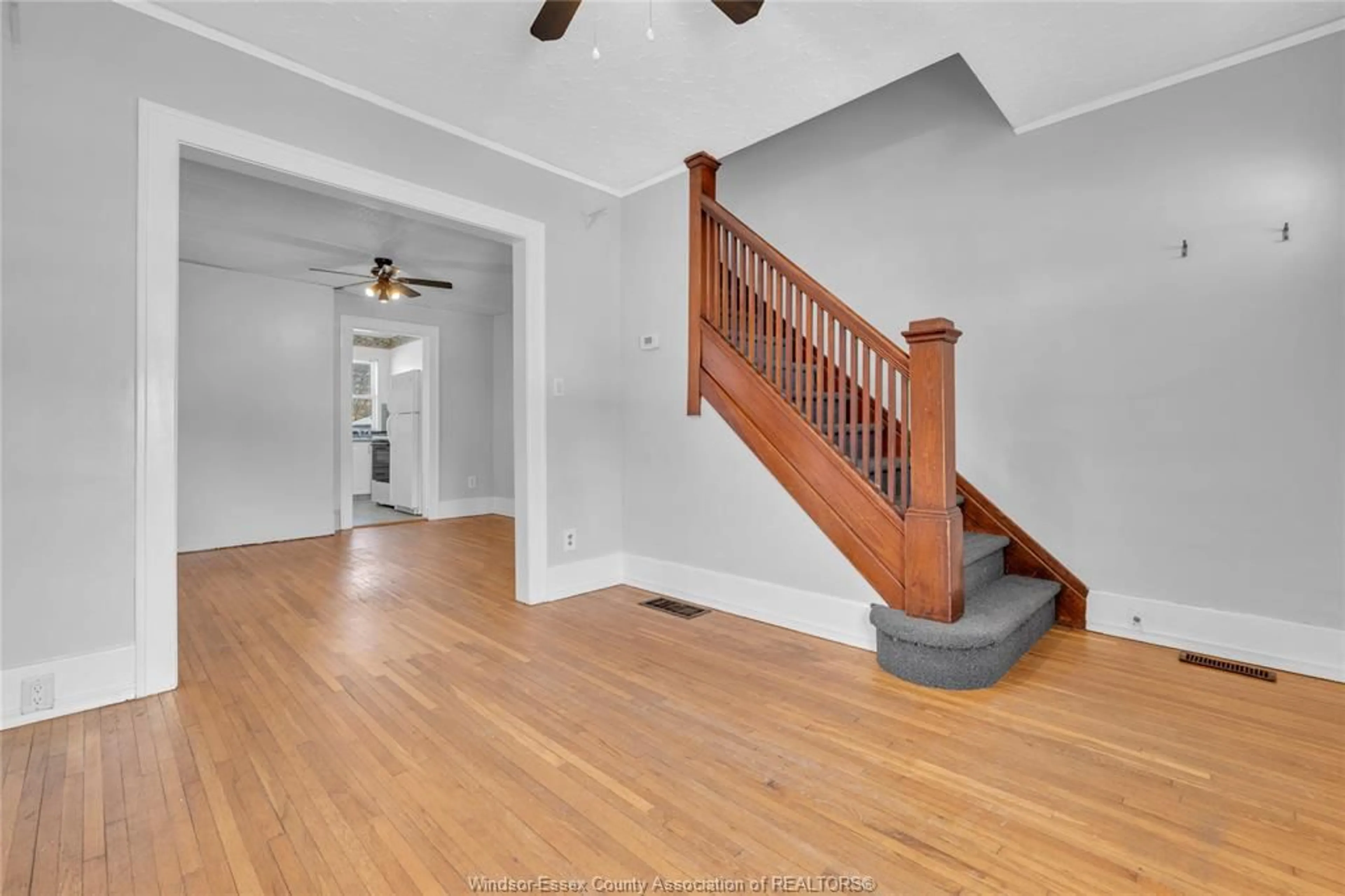 Unknown for 486-488 CAMERON, Windsor Ontario N9B 1X7