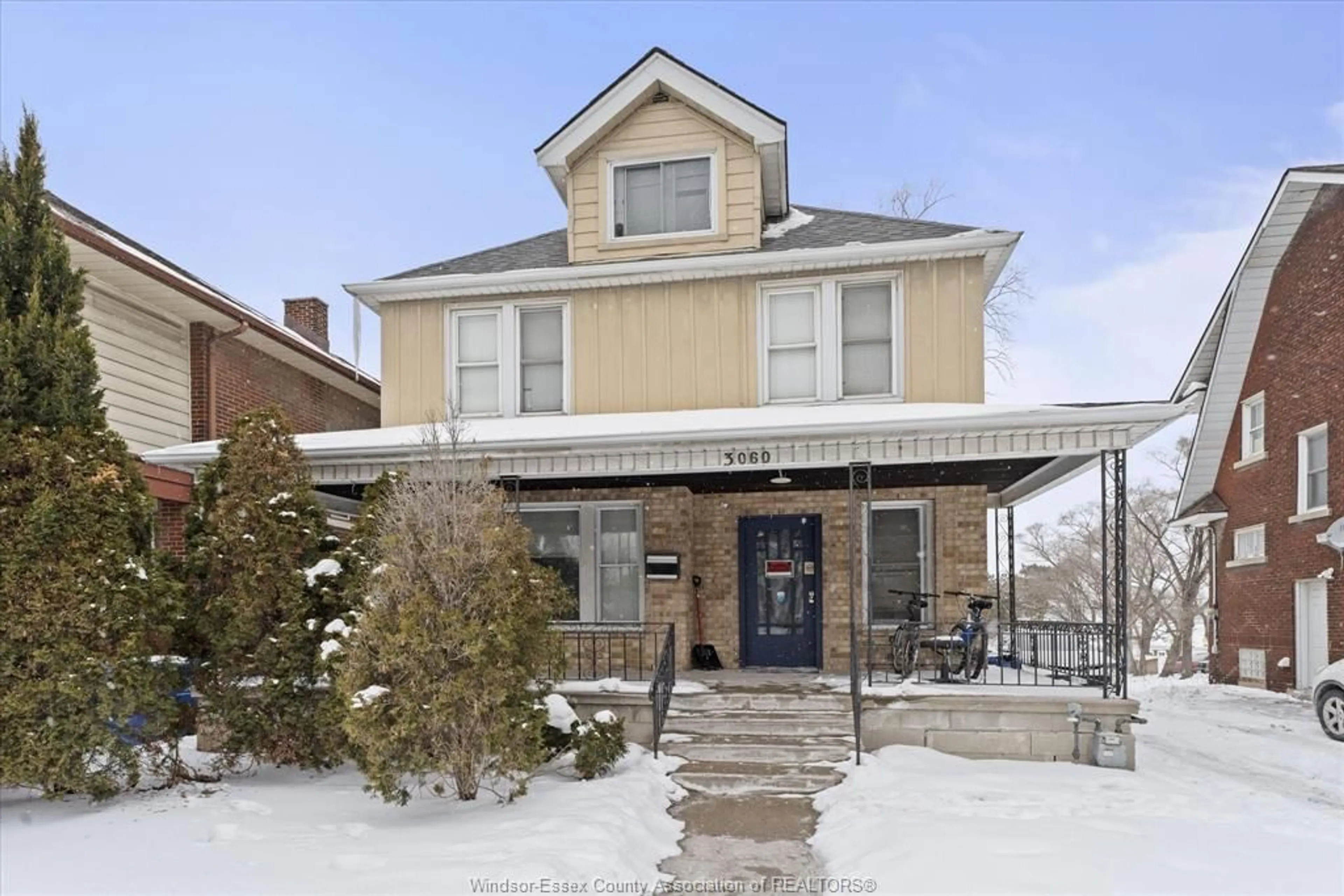 Home with brick exterior material, street for 3060 Sandwich, Windsor Ontario N9C 1A4