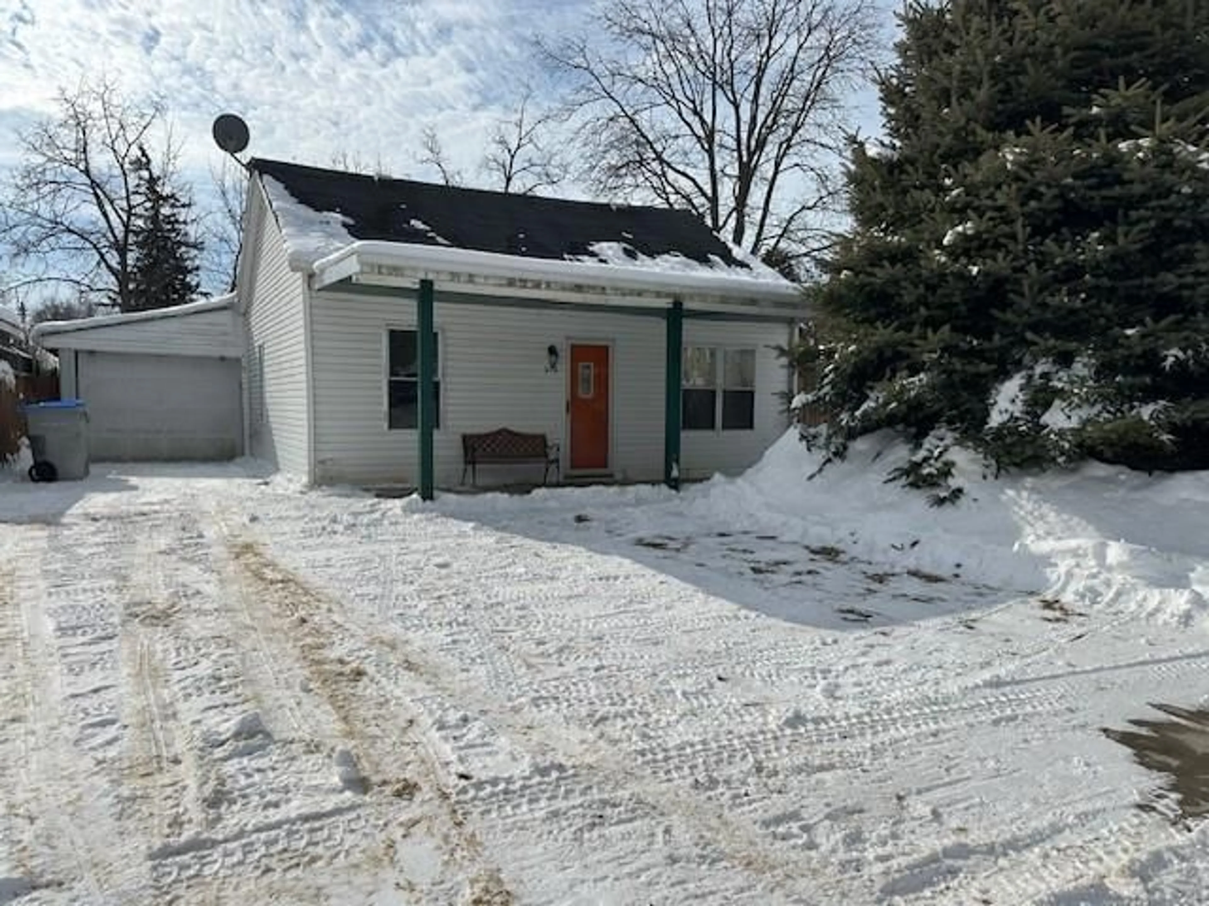 Unknown for 578 ERIE St, Warwick-Watford Ontario N0M 2S0