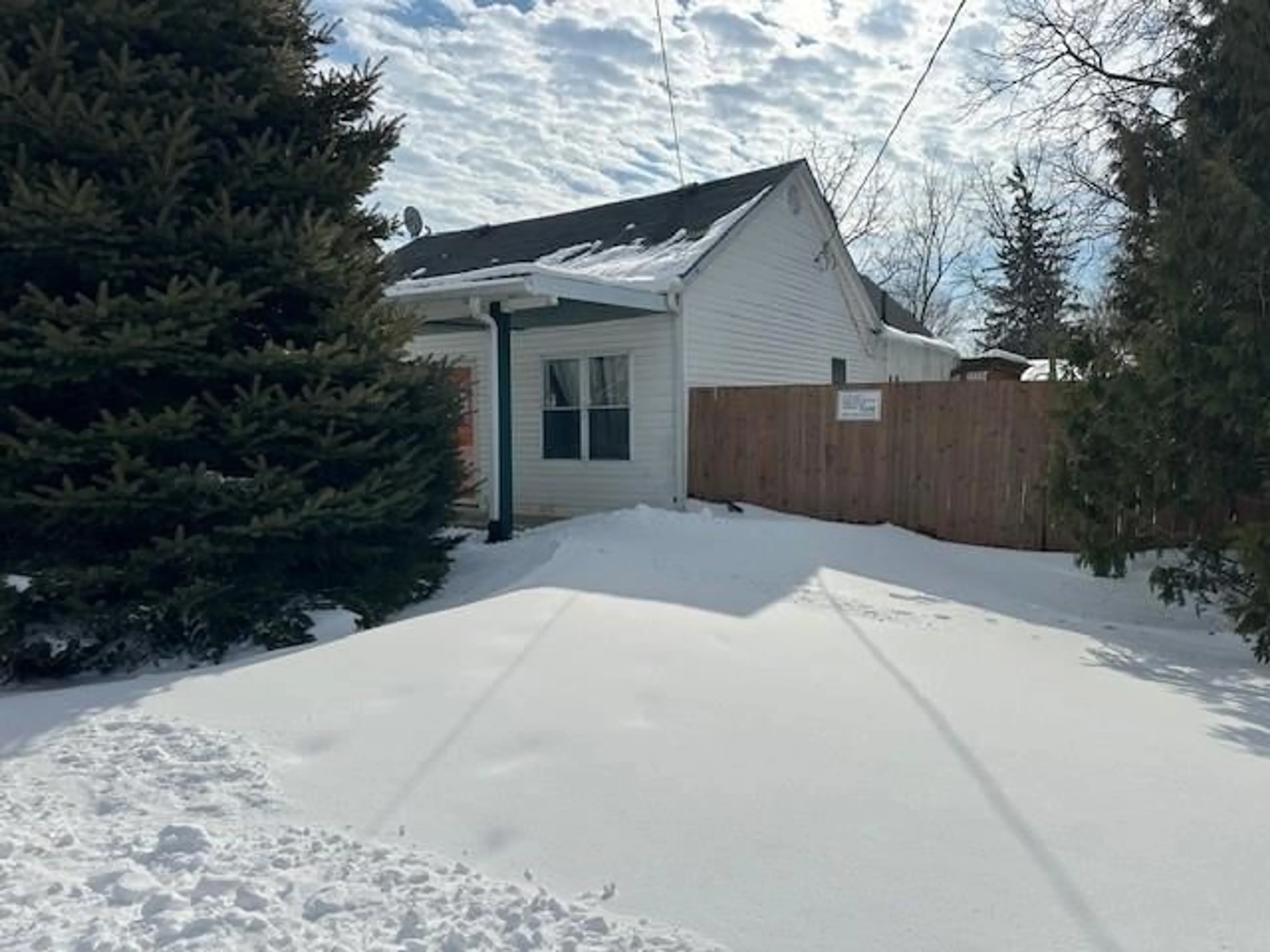 Unknown for 578 ERIE St, Warwick-Watford Ontario N0M 2S0