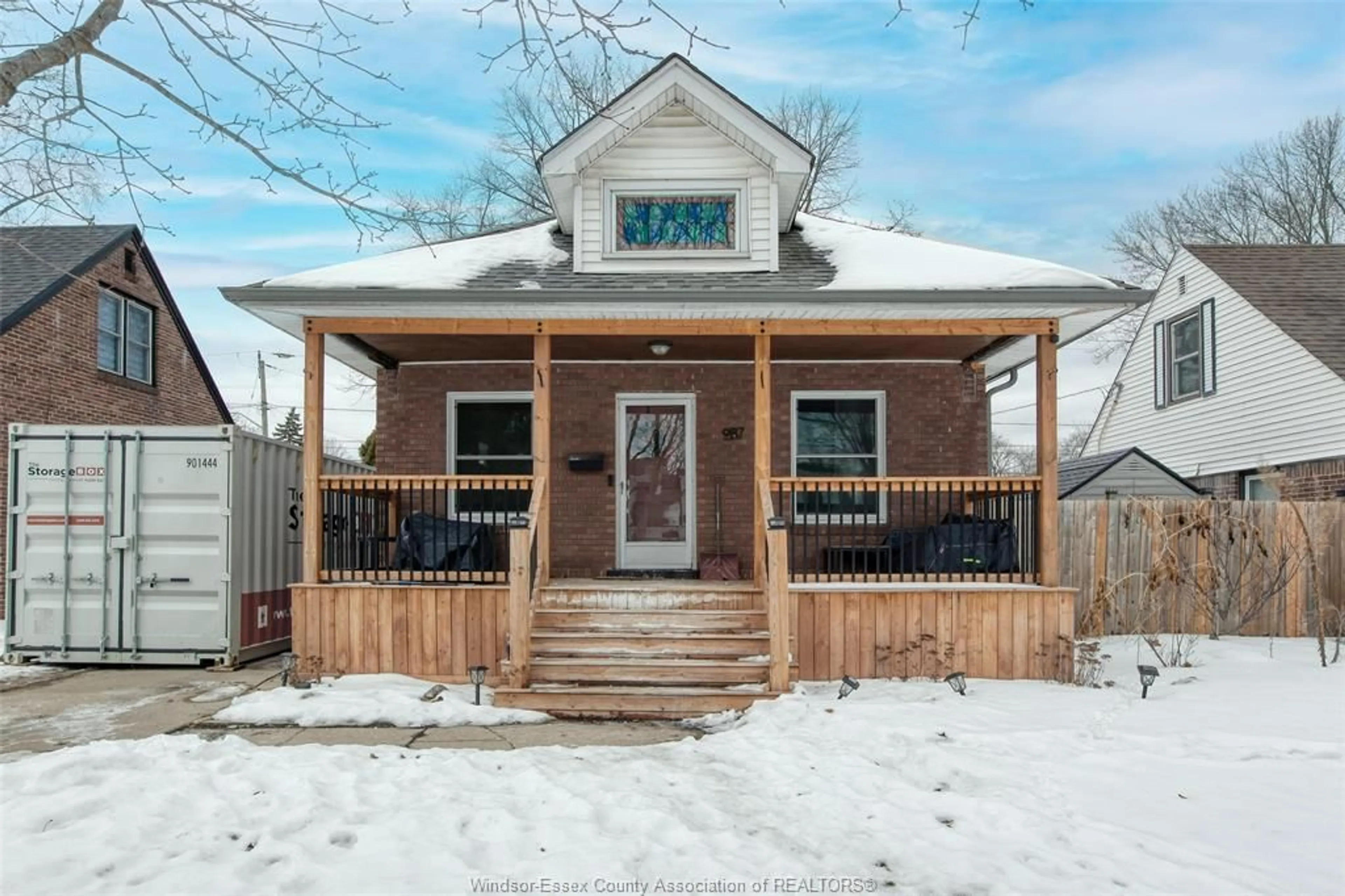 Unknown for 987 EDWARD, Windsor Ontario N8S 2Z7