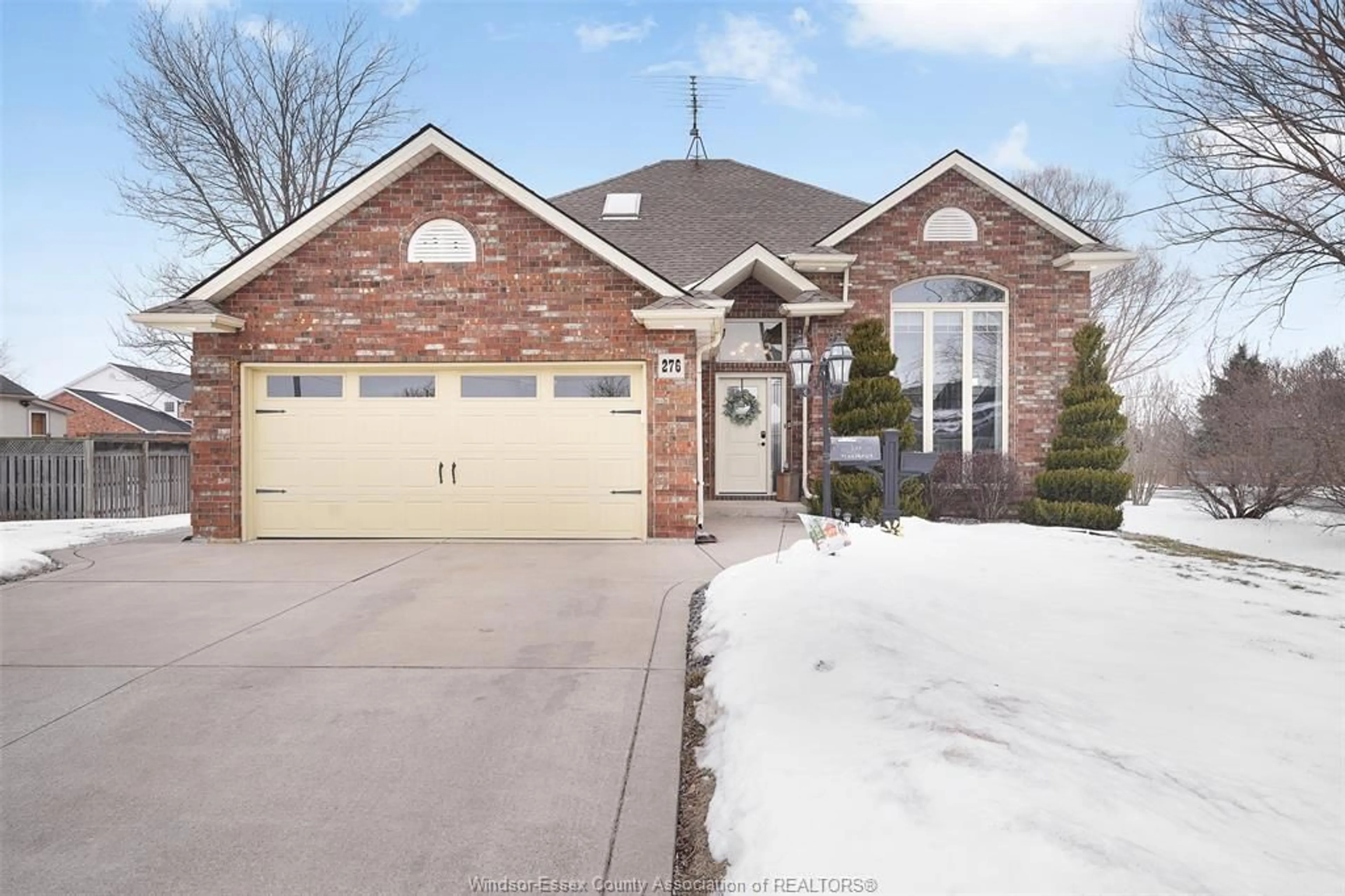 Home with brick exterior material, street for 276 Texas Rd, Amherstburg Ontario N9V 2R7