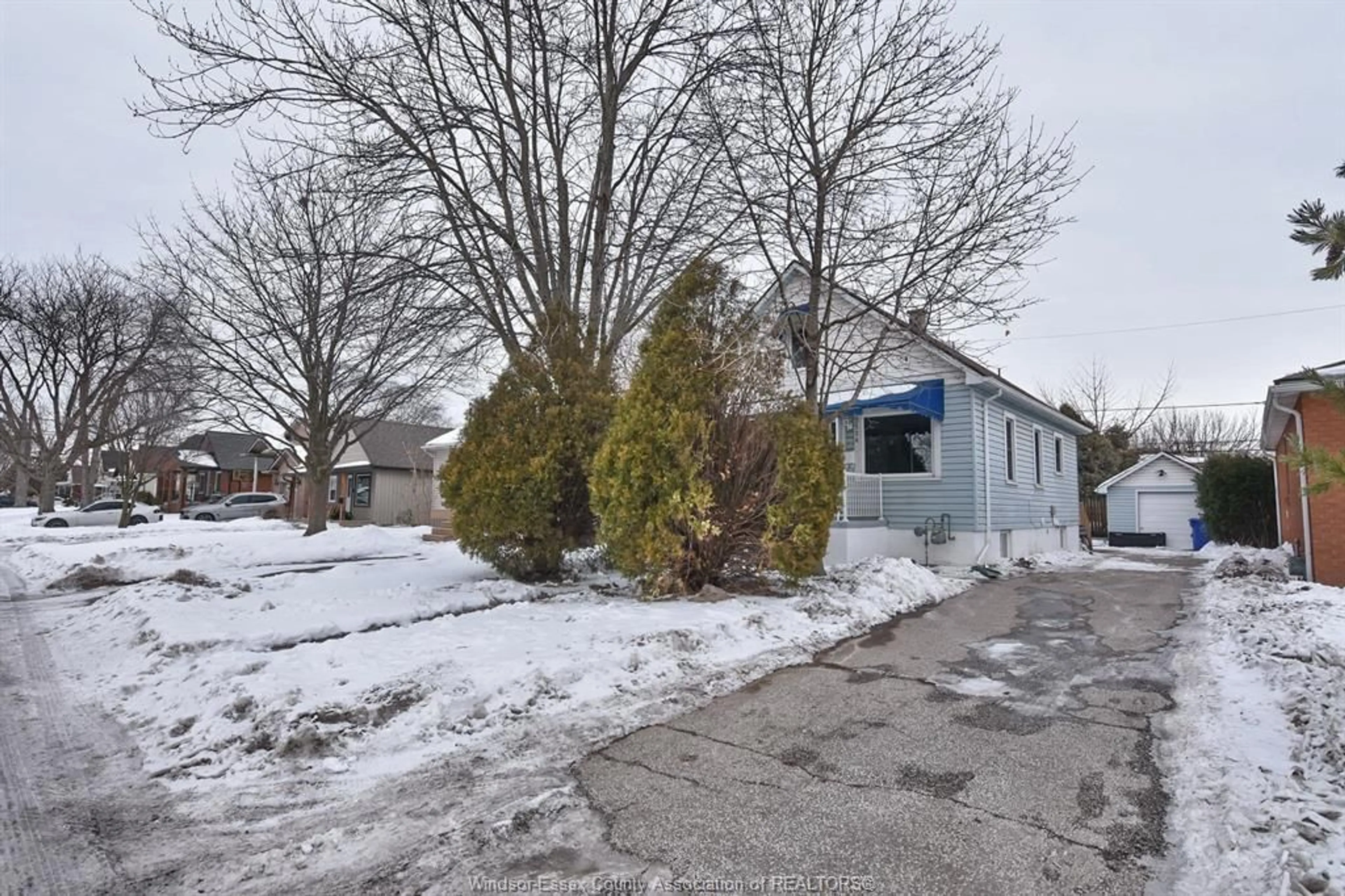 Unknown for 2526 FRANCOIS Rd, Windsor Ontario N8W 4T6