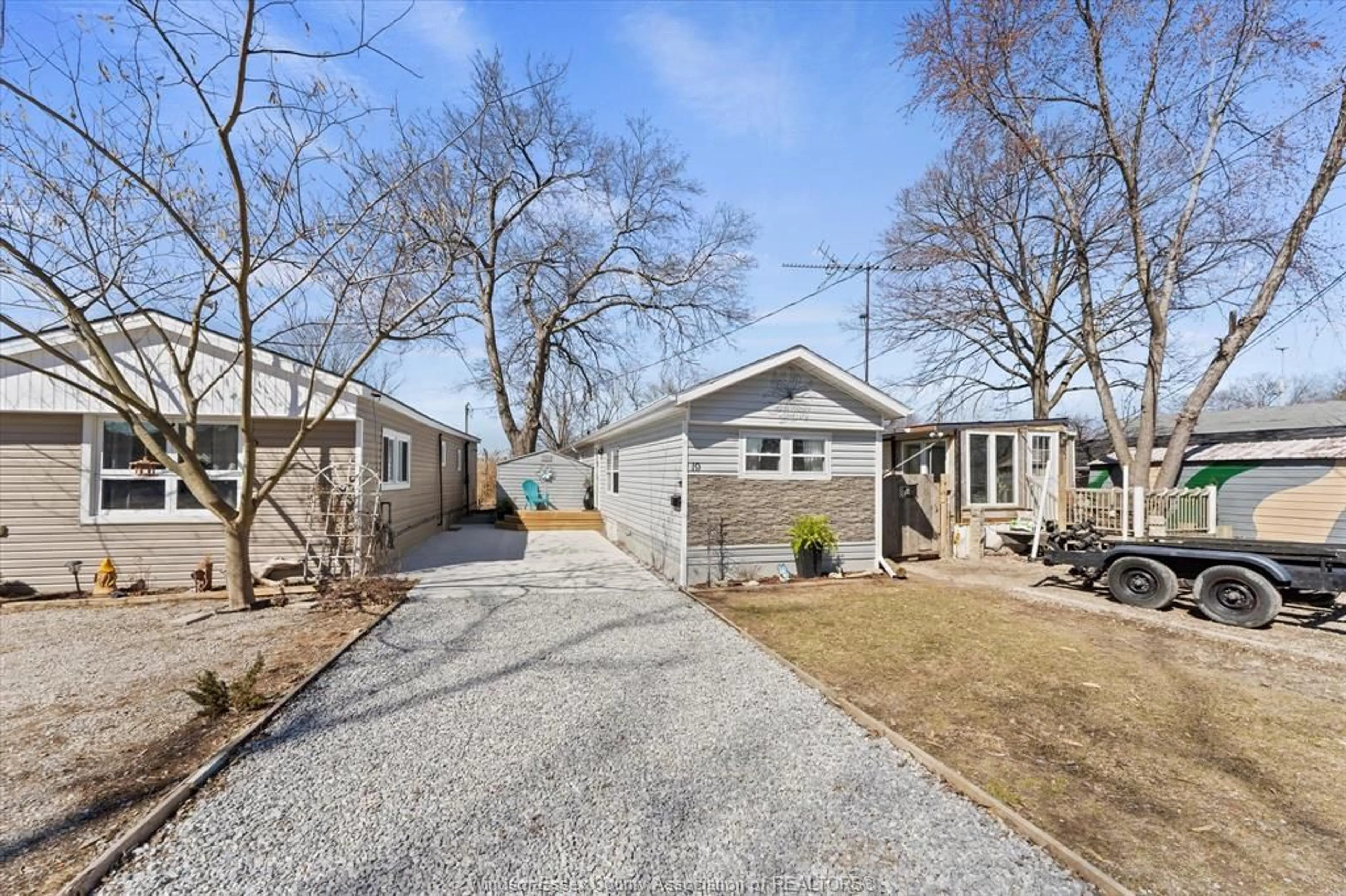 Unknown for 709 HERITAGE #19, Kingsville Ontario N9Y 3B1