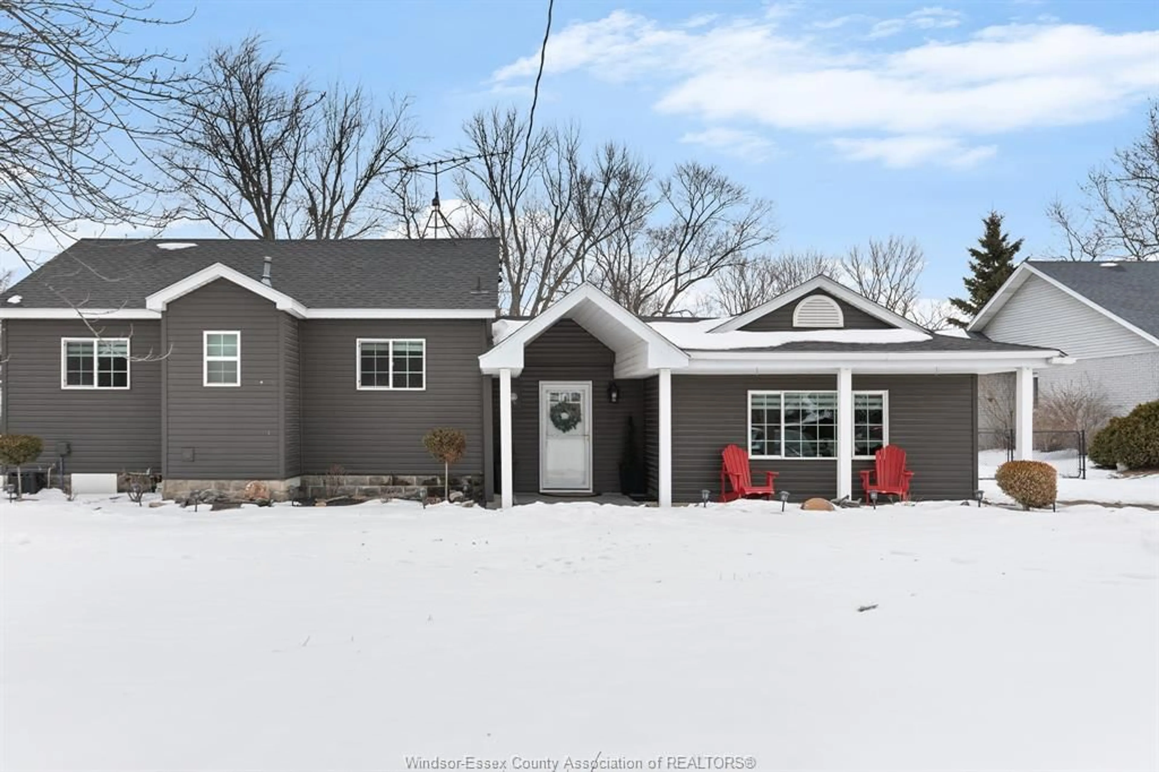 Home with vinyl exterior material, street for 1052 COUNTY RD 22, Lakeshore Ontario N8L 0E1