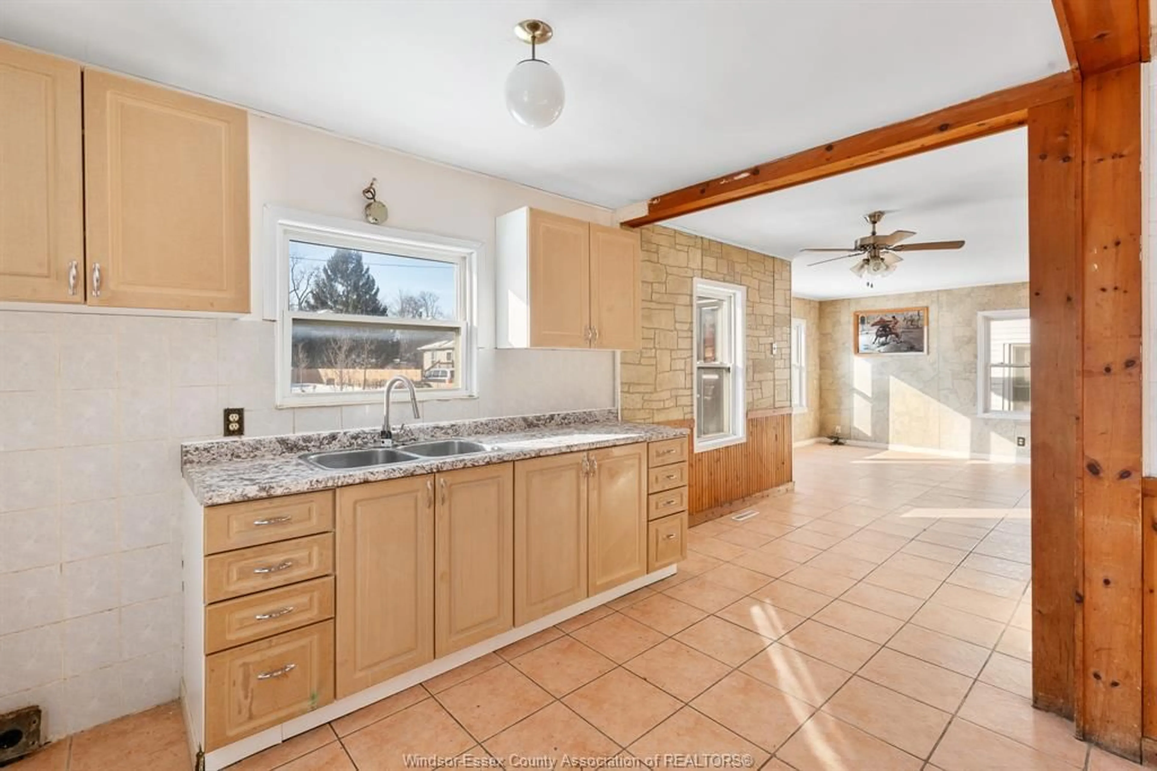 Open concept kitchen, ceramic/tile floor for 83 SETTERINGTON, Leamington Ontario N8H 1T5