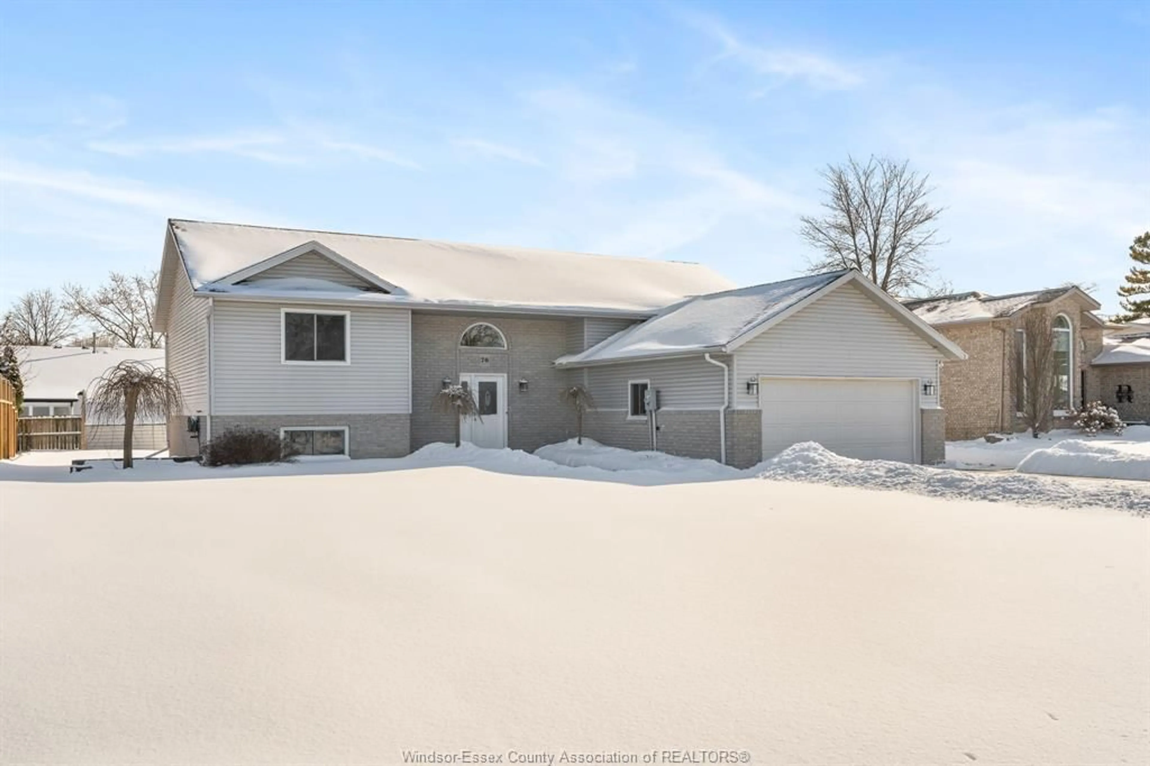 A pic from outside/outdoor area/front of a property/back of a property/a pic from drone, street for 70 Middleton Line, Wheatley Ontario N0P 2P0