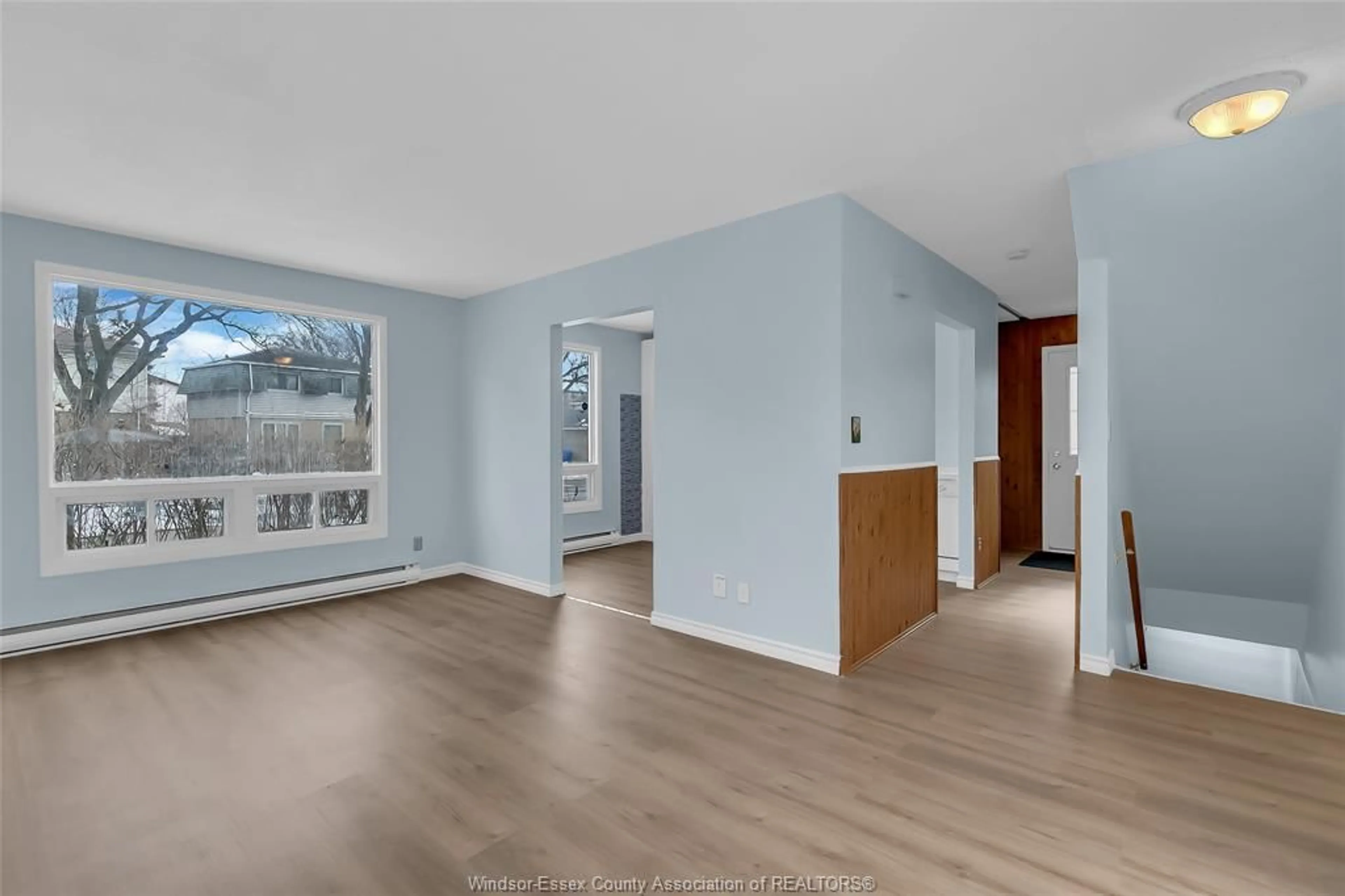 Unknown for 1363 Denby Crt, Windsor Ontario N8S 4M4