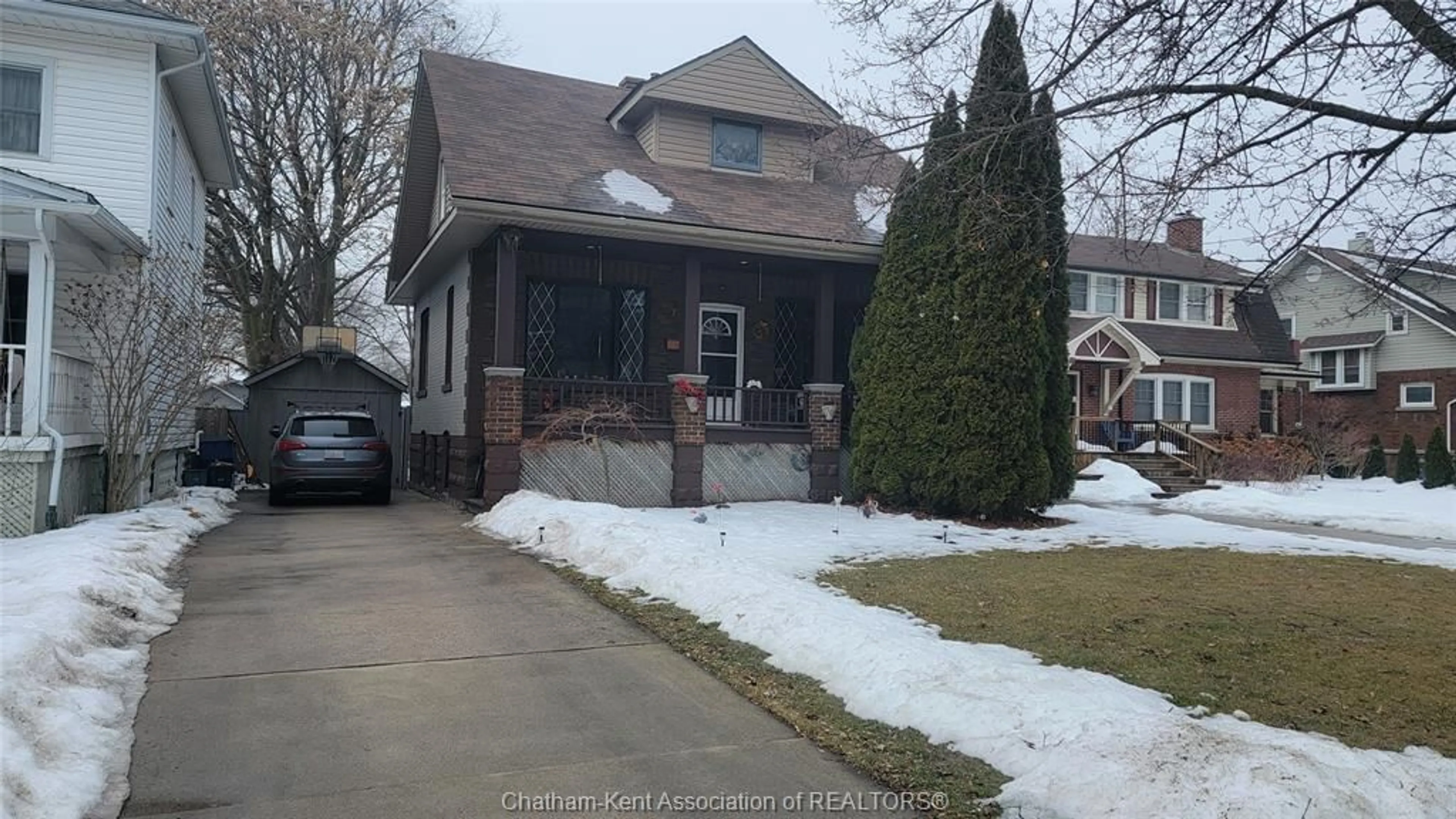 Home with brick exterior material, street for 70 Inshes Ave, Chatham Ontario N7M 2Y7