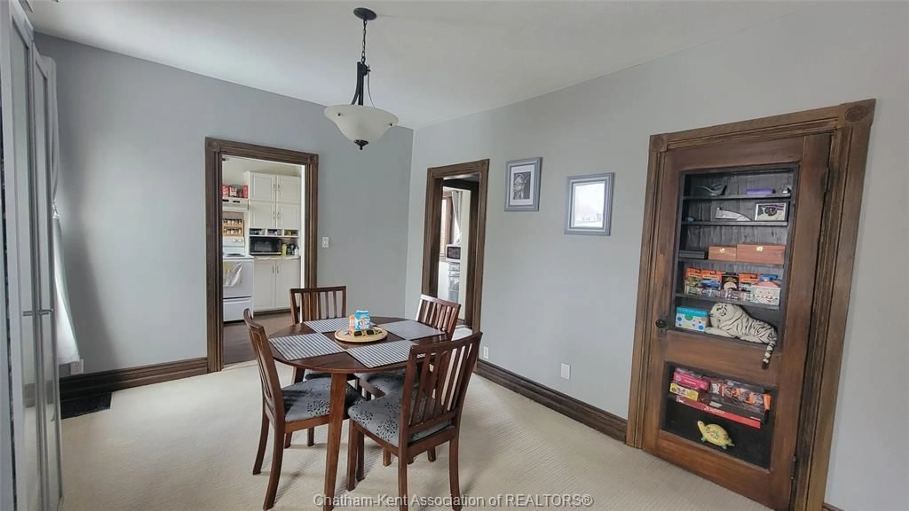 Dining room, unknown for 70 Inshes Ave, Chatham Ontario N7M 2Y7