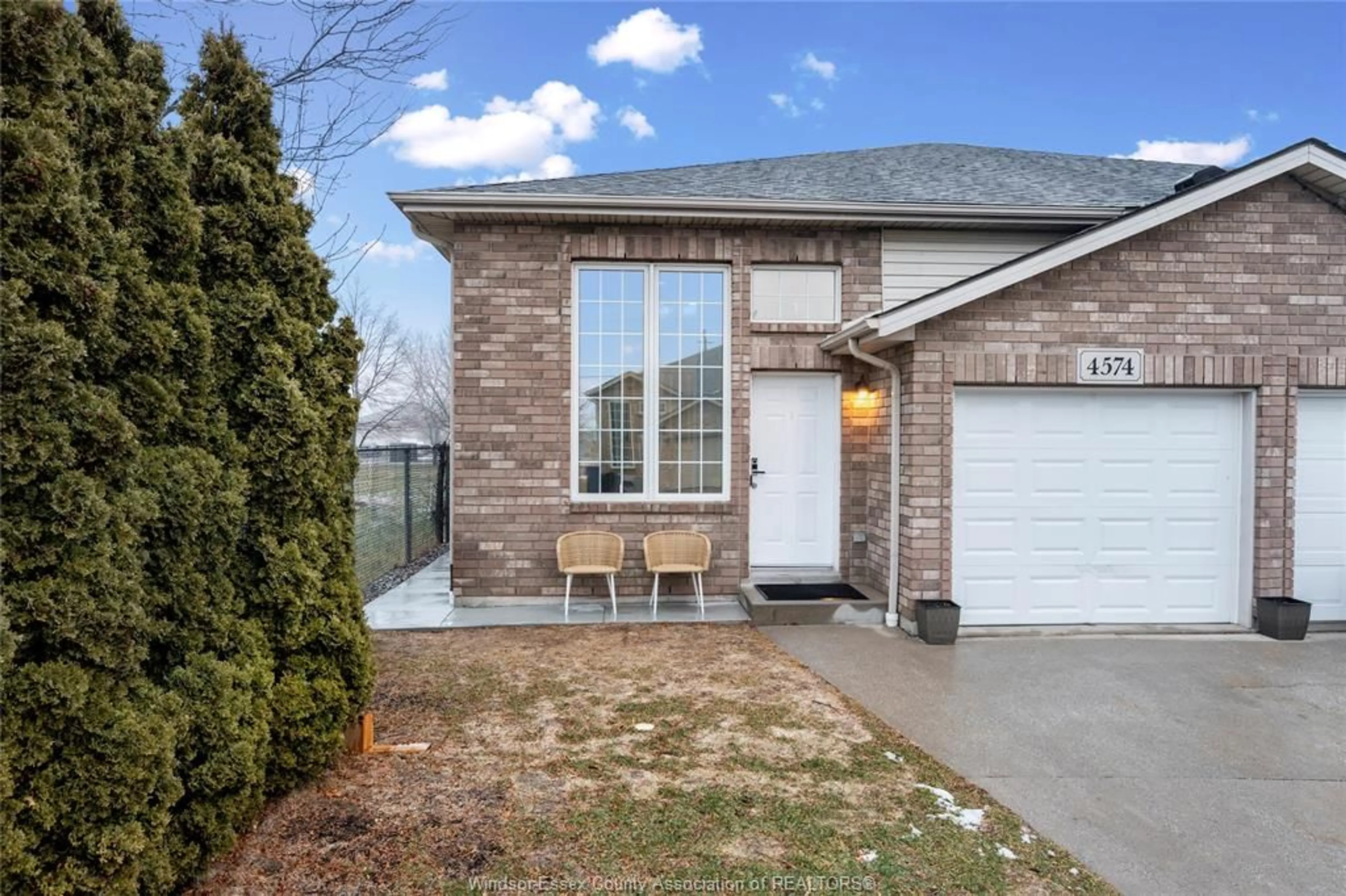 Home with brick exterior material, street for 4574 TUMBLEWEED Cres, Windsor Ontario N9G 3C2