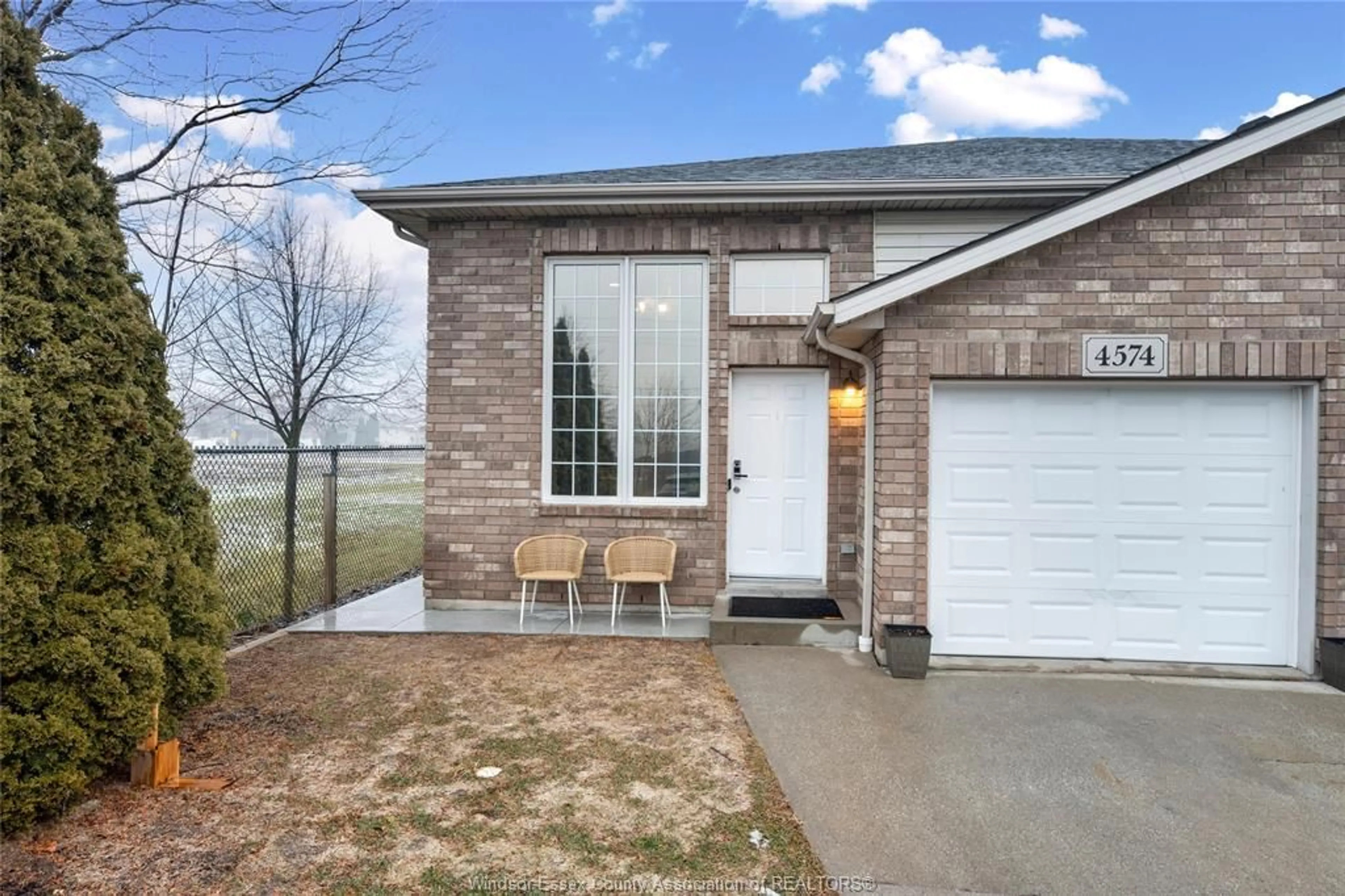 Home with brick exterior material, street for 4574 TUMBLEWEED Cres, Windsor Ontario N9G 3C2