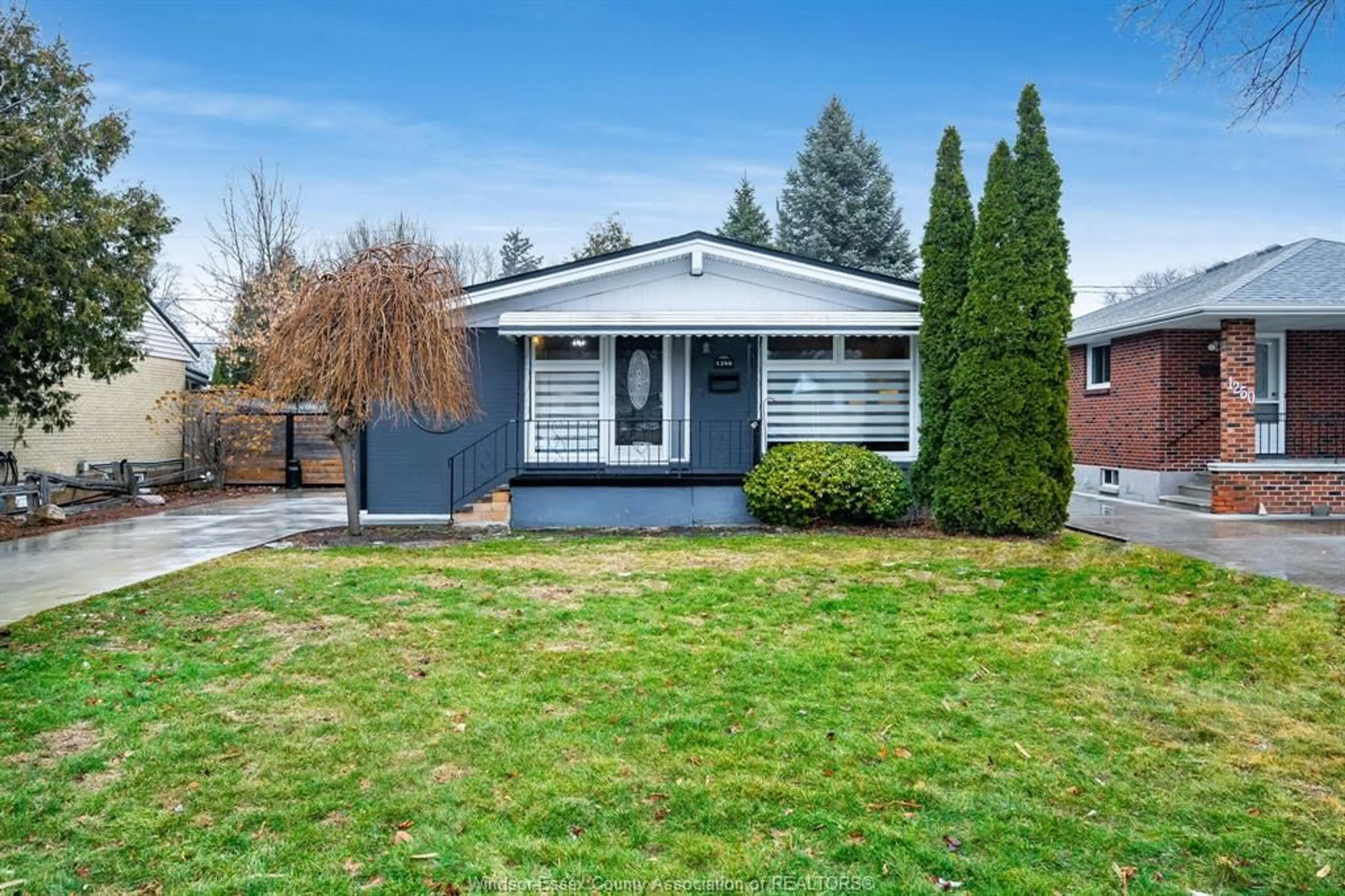 Home with vinyl exterior material, street for 1244 Isabelle Pl, Windsor Ontario N8S 3B4